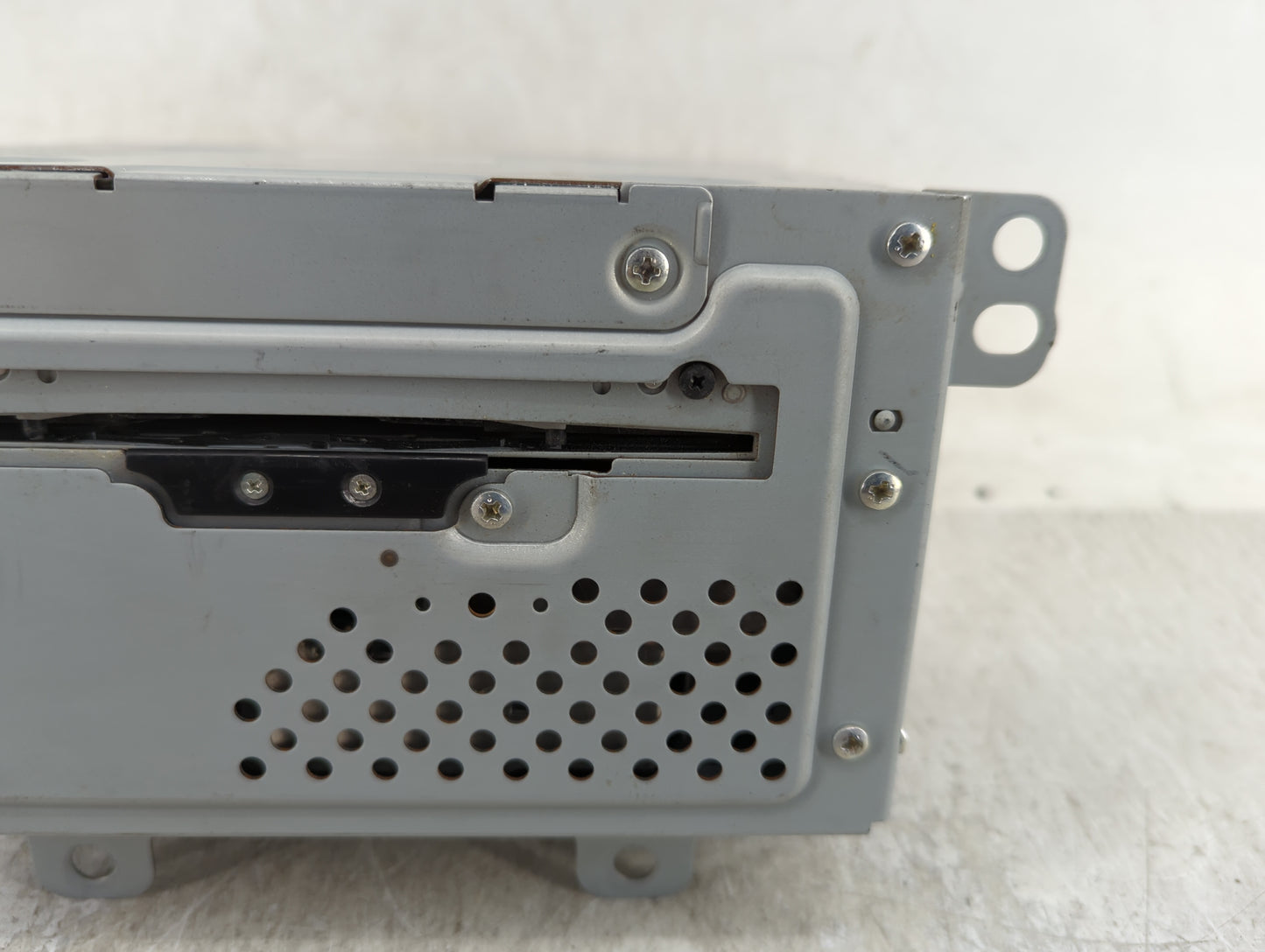 2010 Buick Lacrosse Radio AM FM Cd Player Receiver Replacement P/N:20888798 Fits OEM Used Auto Parts - Oemusedautoparts1.com