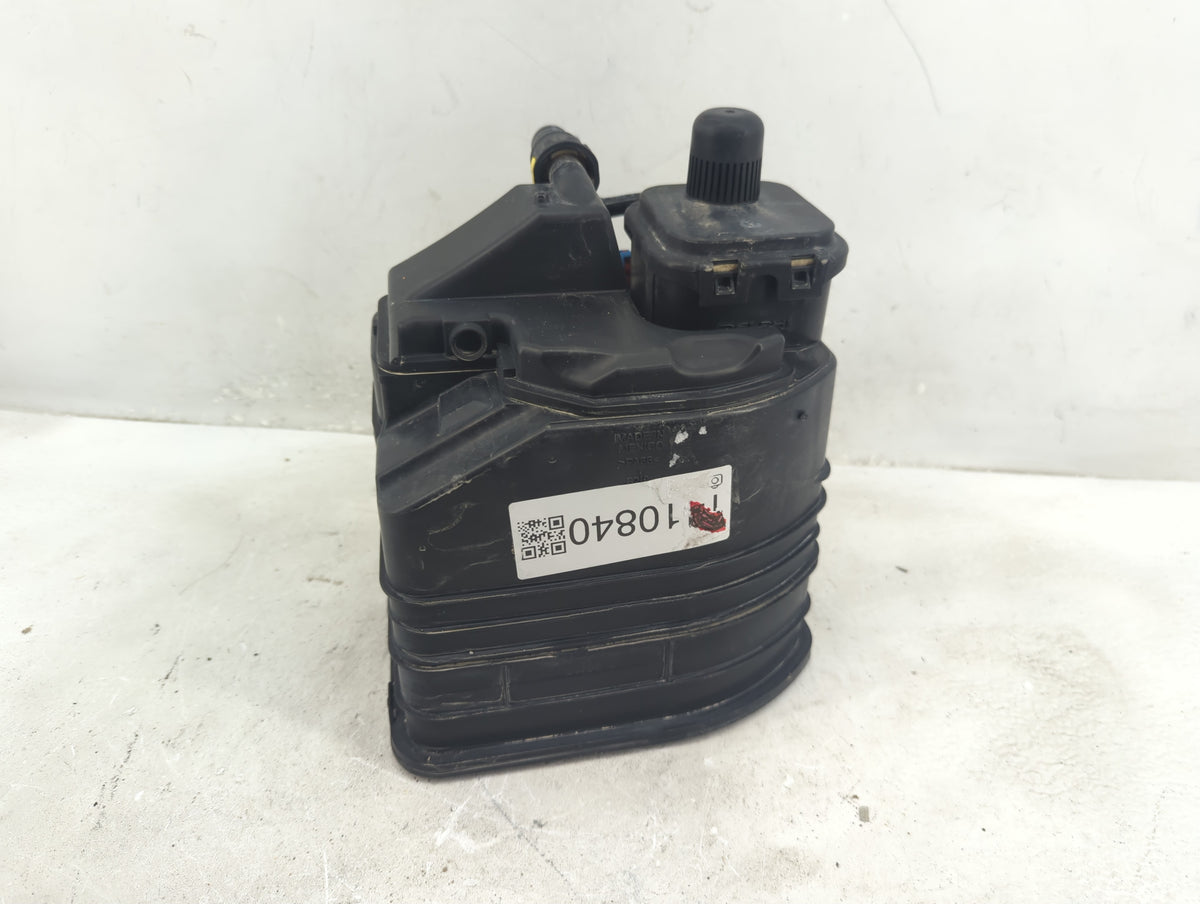 2010 Buick Lacrosse Fuel Vapor Charcoal Canister 1410840 - Oemusedautoparts1.com