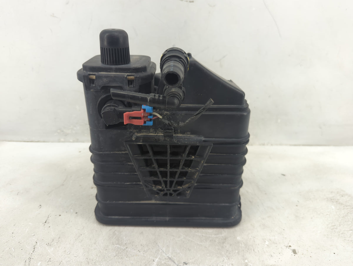 2010 Buick Lacrosse Fuel Vapor Charcoal Canister 1410840 - Oemusedautoparts1.com
