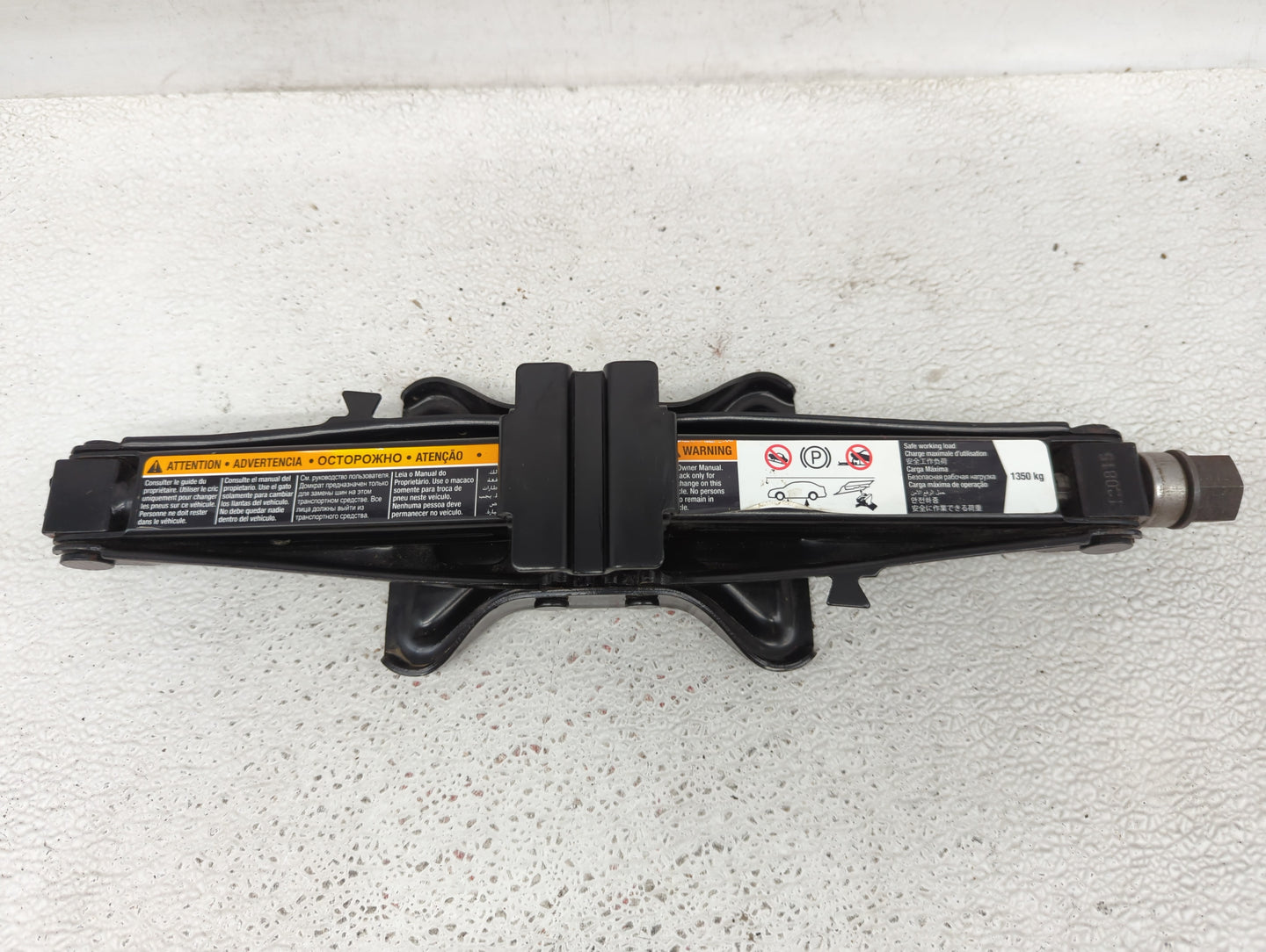 2010 Buick Lacrosse Spare Scissor Car Jack 1415740 - Oemusedautoparts1.com