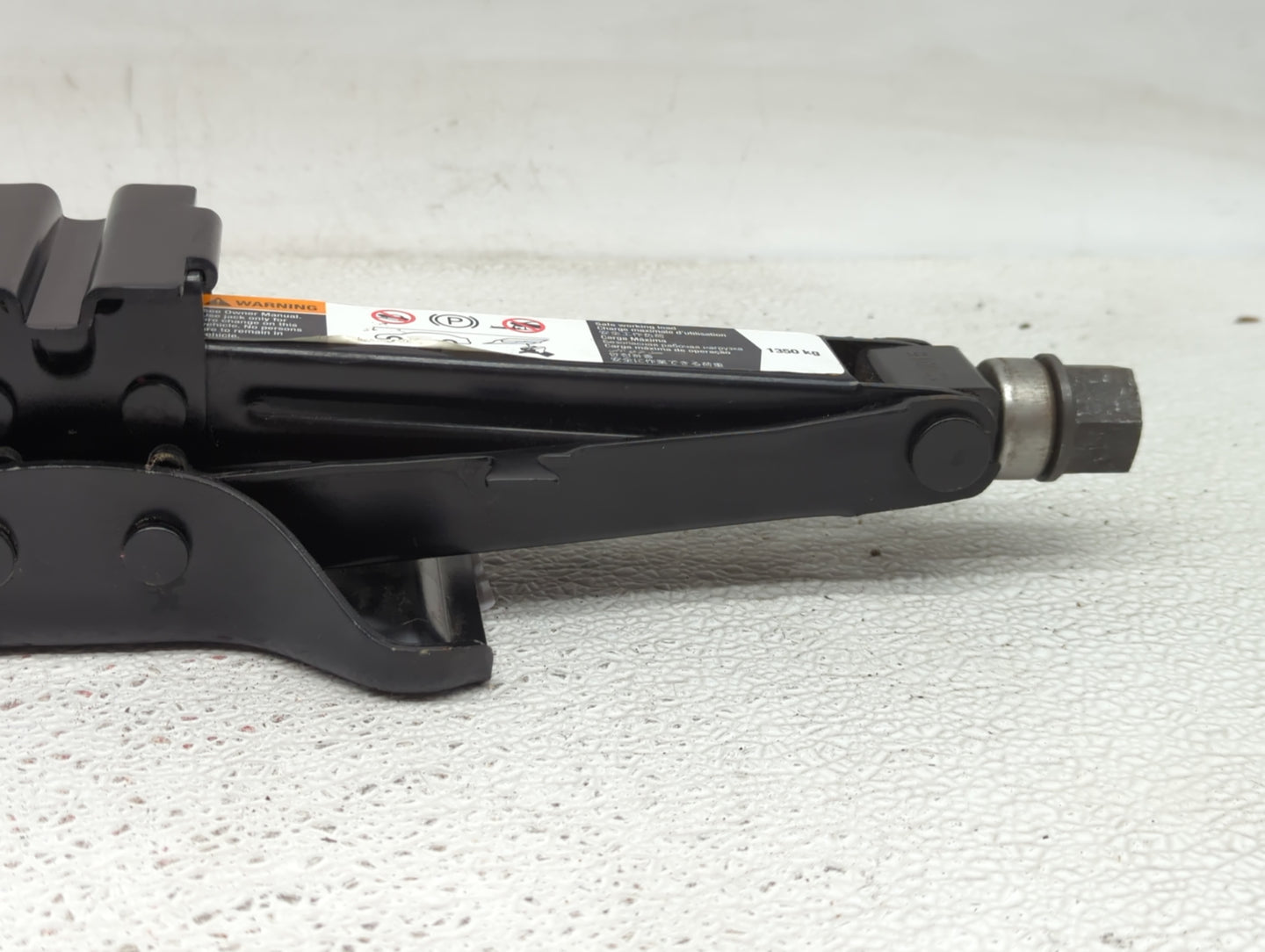 2010 Buick Lacrosse Spare Scissor Car Jack 1415740 - Oemusedautoparts1.com