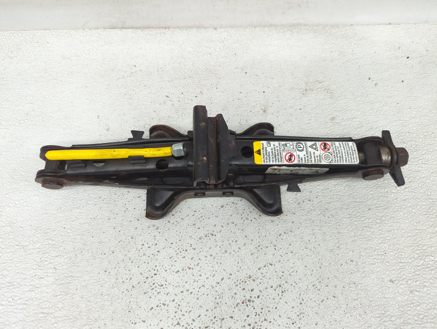 2010 Buick Lacrosse Spare Scissor Car Jack - Oemusedautoparts1.com