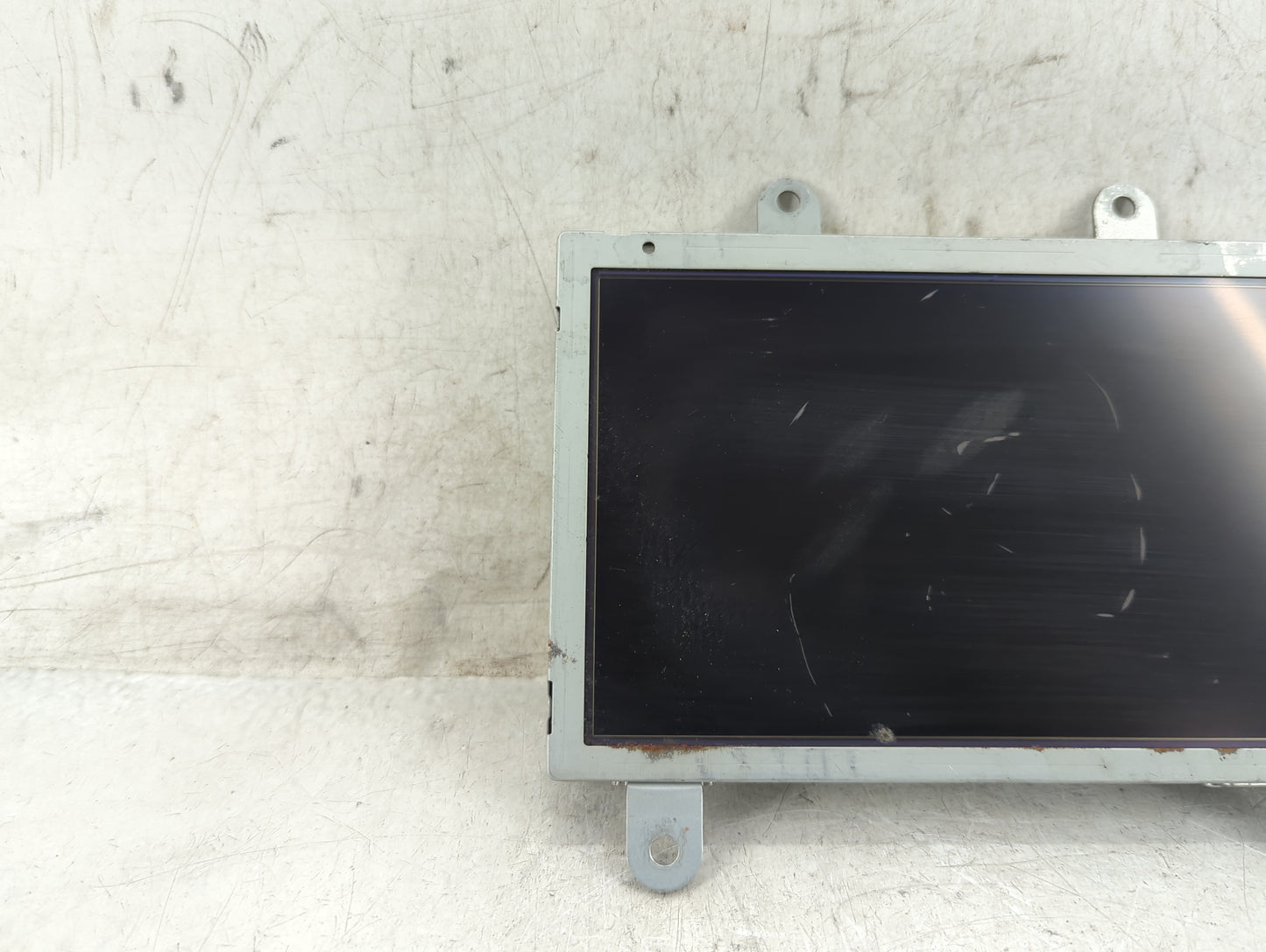 2010-2011 Buick Lacrosse Information Display Screen - Oemusedautoparts1.com