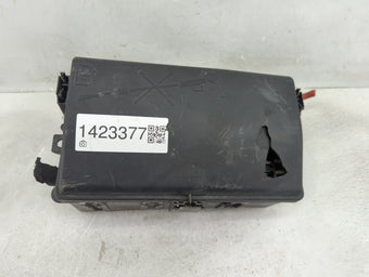 compare product 2010 Buick Lacrosse Fusebox Fuse Box Panel Relay Module P/N:13272072 13272071, 13468935, 13468934, 13595908, 13500126 Fits OEM Used Auto Parts