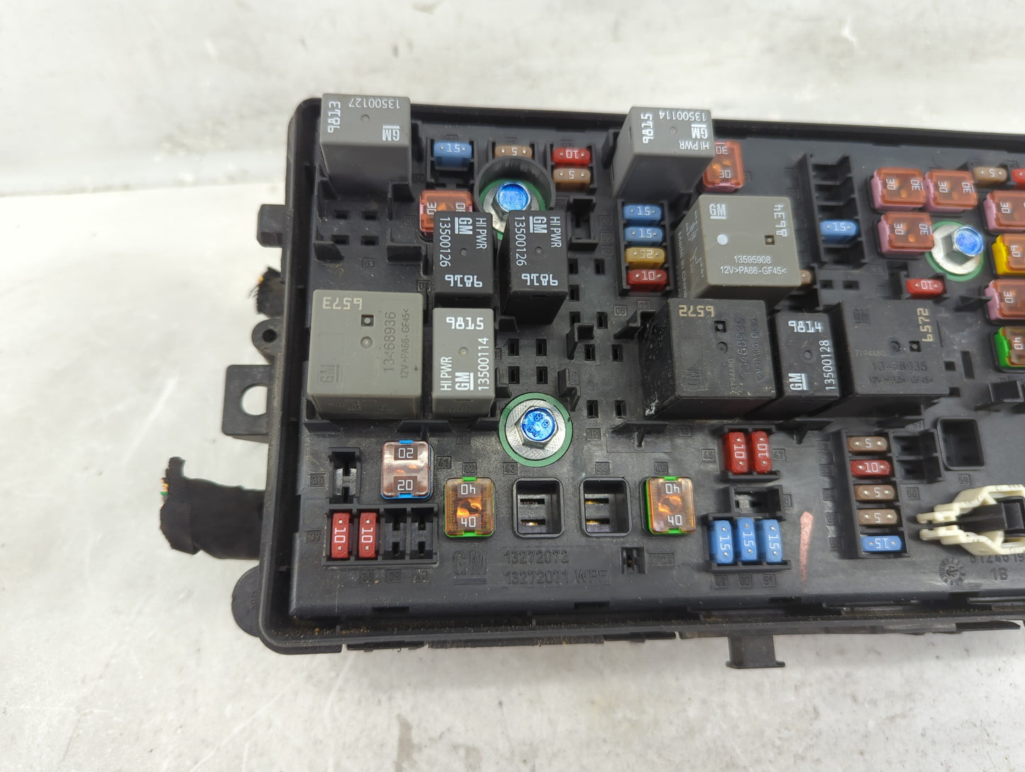 2010 Buick Lacrosse Fusebox Fuse Box Panel Relay Module P/N:13272072 13272071, 13468935, 13468934, 13595908, 13500126 Fits O