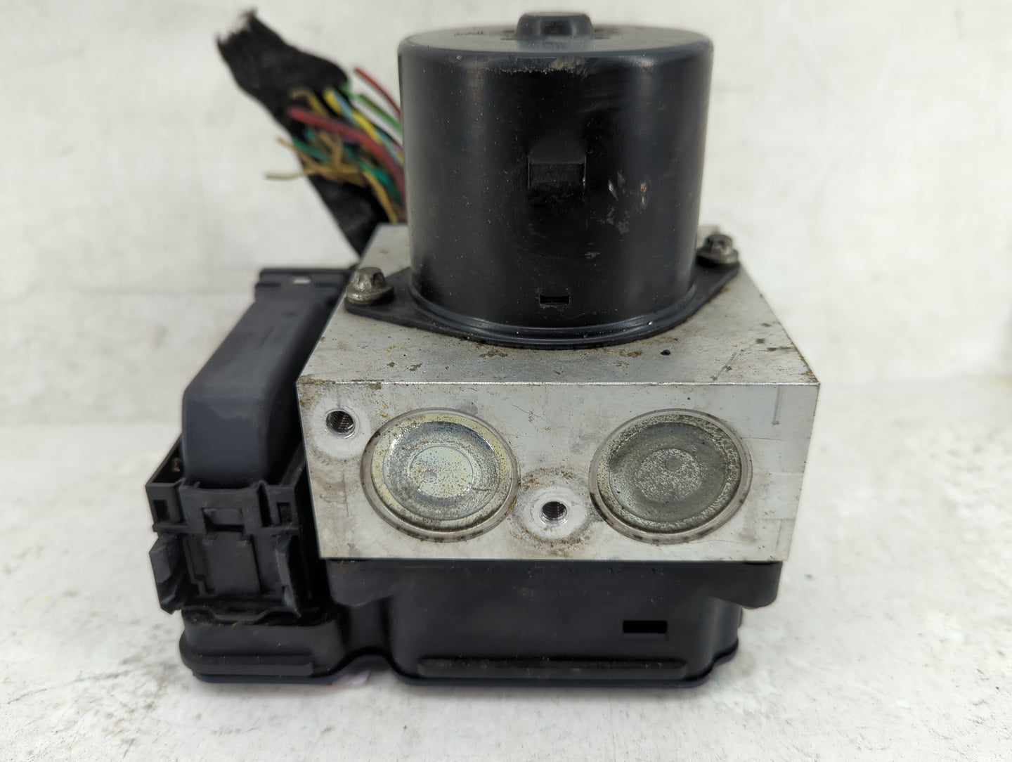 2010 Buick Lacrosse ABS Pump Control Module Replacement P/N:14177461220 90927142331 Fits OEM Used Auto Parts - Oemusedautopa