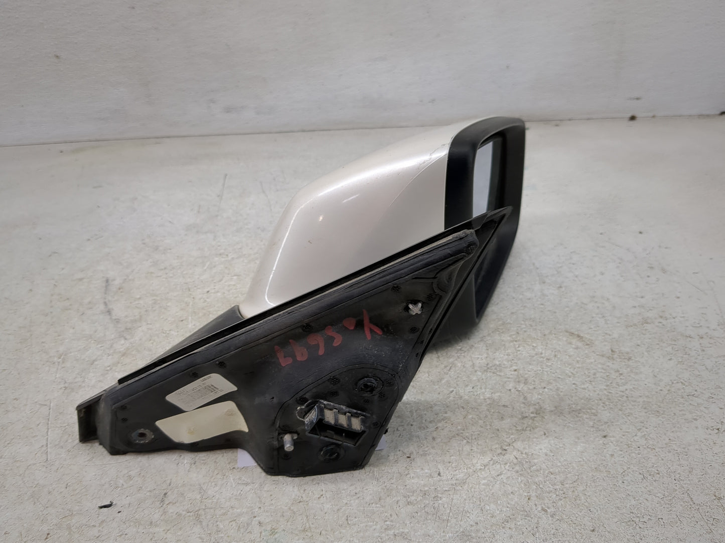 2010-2012 Buick Lacrosse Passenger Side View Mirror - Right Door Mirror OEM Used - Oemusedautoparts1.com