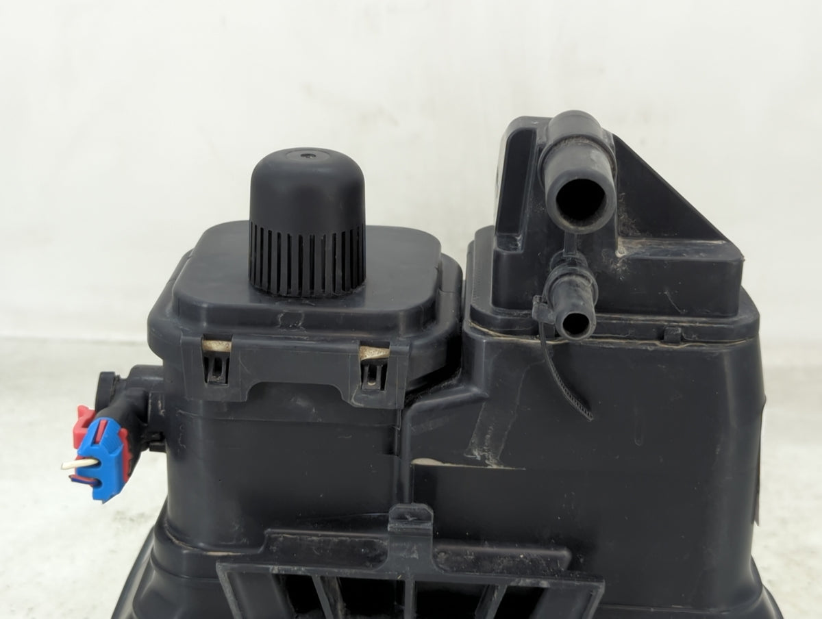 2010 Buick Lacrosse Fuel Vapor Charcoal Canister 1431882 - Oemusedautoparts1.com
