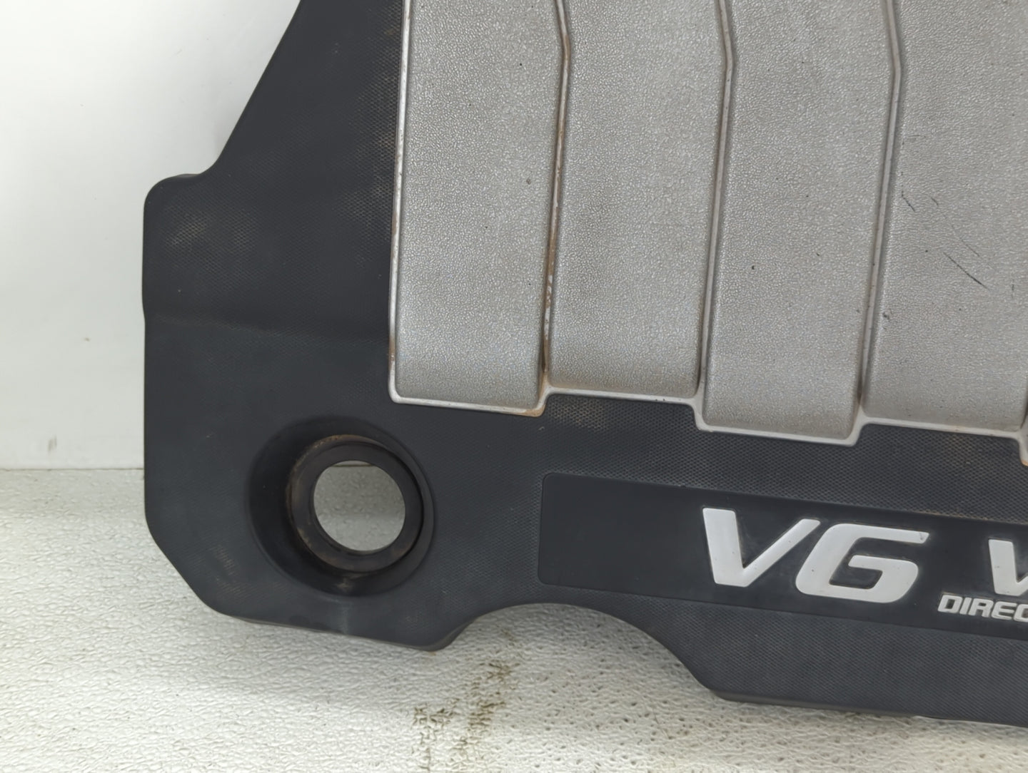 2010 Buick Lacrosse Engine Cover 1432227 - Oemusedautoparts1.com