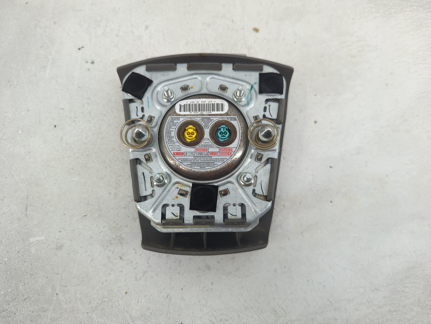 2010 Buick Lacrosse Air Bag Driver Left Steering Wheel Mounted P/N:BAMPT1-1031 ADPS1.4A, BAMPT1-1037 Fits OEM Used Auto Part