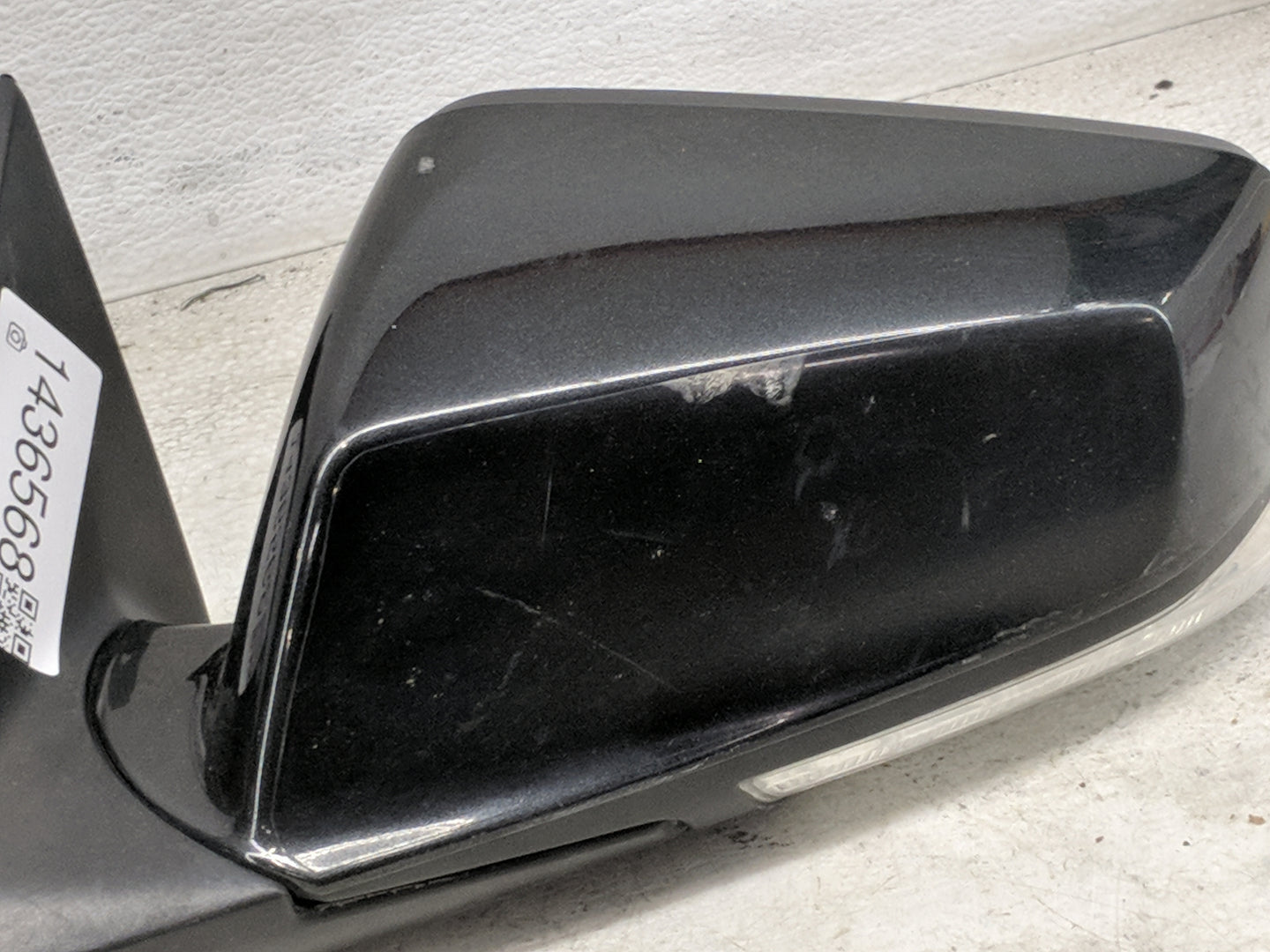 2010-2012 Buick Lacrosse Driver Side View Mirror - Left Door Mirror OEM Used - Oemusedautoparts1.com