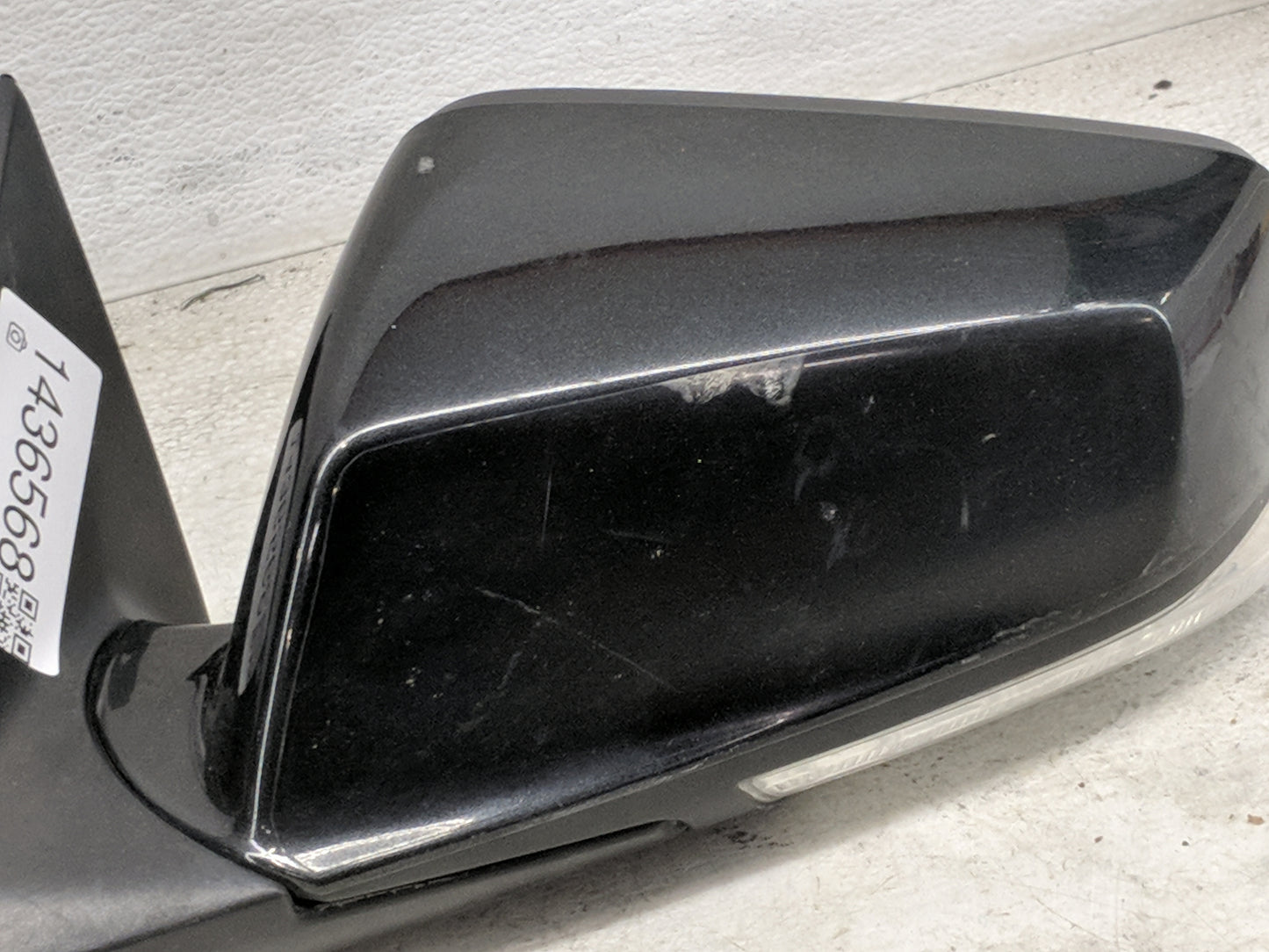 2010-2012 Buick Lacrosse Driver Side View Mirror - Left Door Mirror OEM Used - Oemusedautoparts1.com