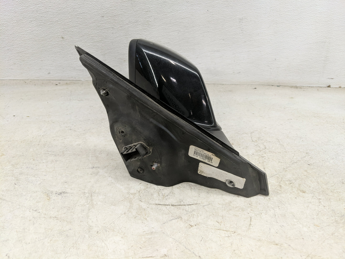 2010-2012 Buick Lacrosse Driver Side View Mirror - Left Door Mirror OEM Used - Oemusedautoparts1.com