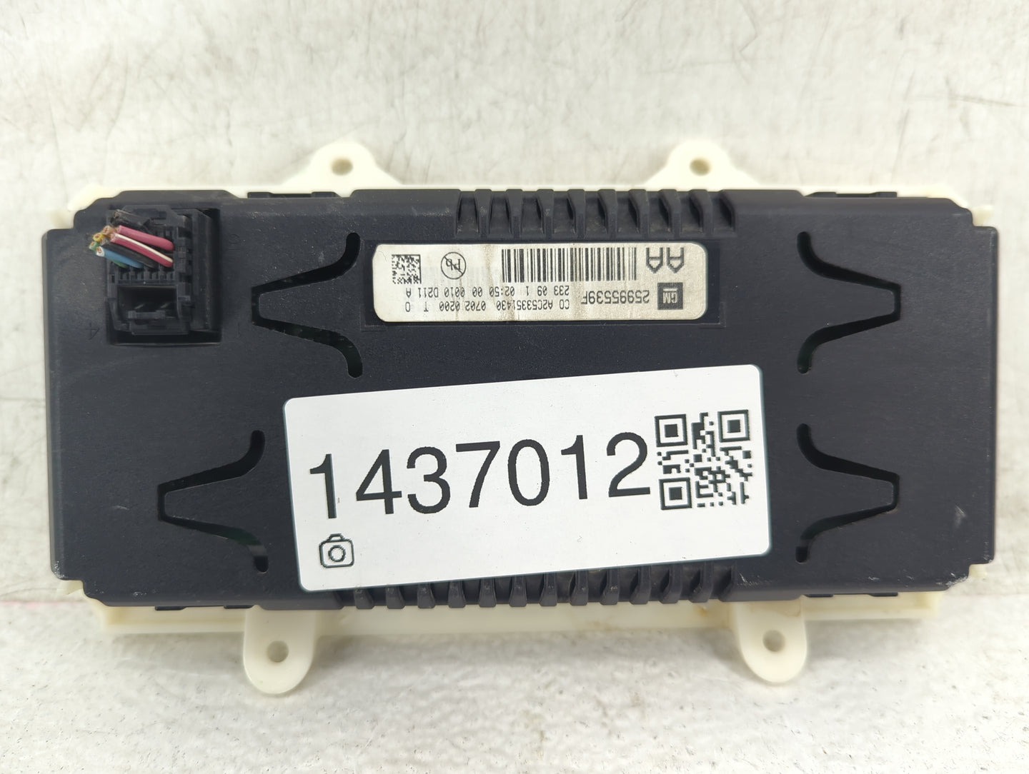 2010 Buick Lacrosse Climate Control Module Temperature AC/Heater Replacement Fits OEM Used Auto Parts - Oemusedautoparts1.co