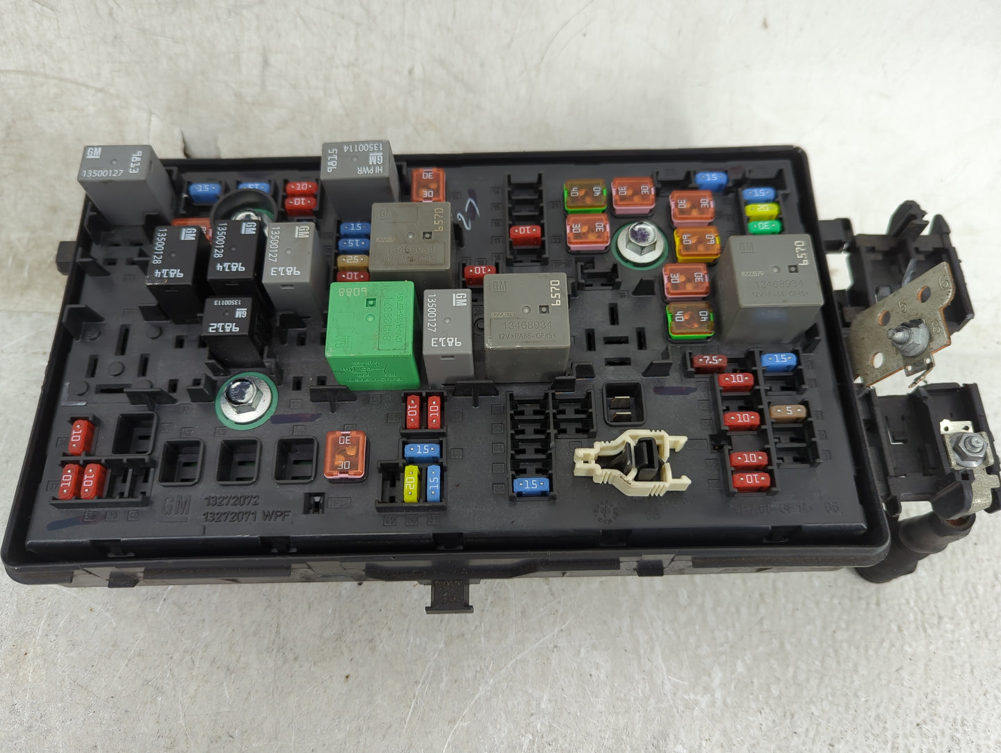 2010 Buick Lacrosse Fusebox Fuse Box Panel Relay Module P/N:13272072 13272071, 13255300, 13468934, 13500127, 13500128 Fits O