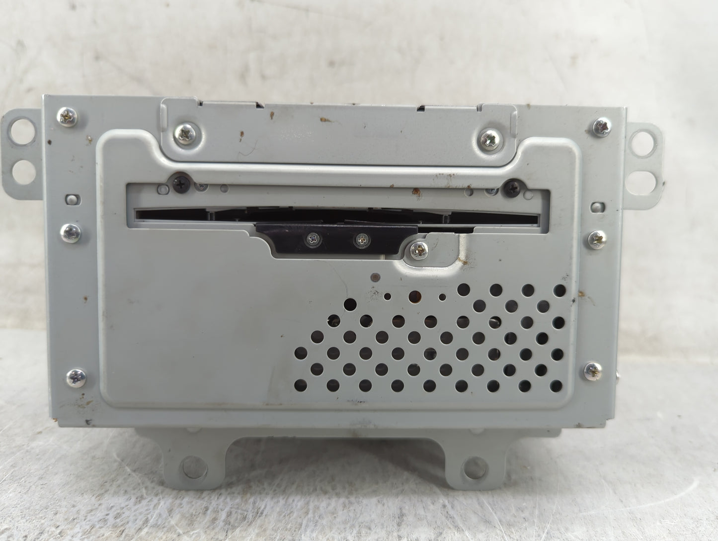 2010-2011 Buick Lacrosse Radio AM FM Cd Player Receiver Replacement P/N:20888798 DW468100-6332 Fits Fits 2010 2011 OEM Used 