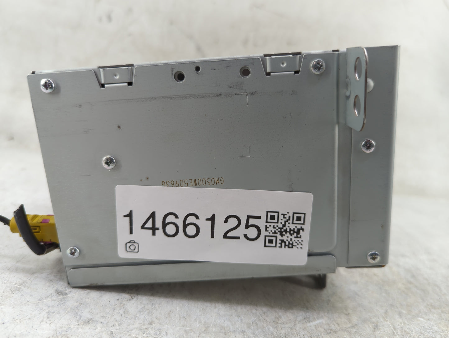 2010-2011 Buick Lacrosse Radio AM FM Cd Player Receiver Replacement P/N:20888798 DW468100-6332 Fits Fits 2010 2011 OEM Used 