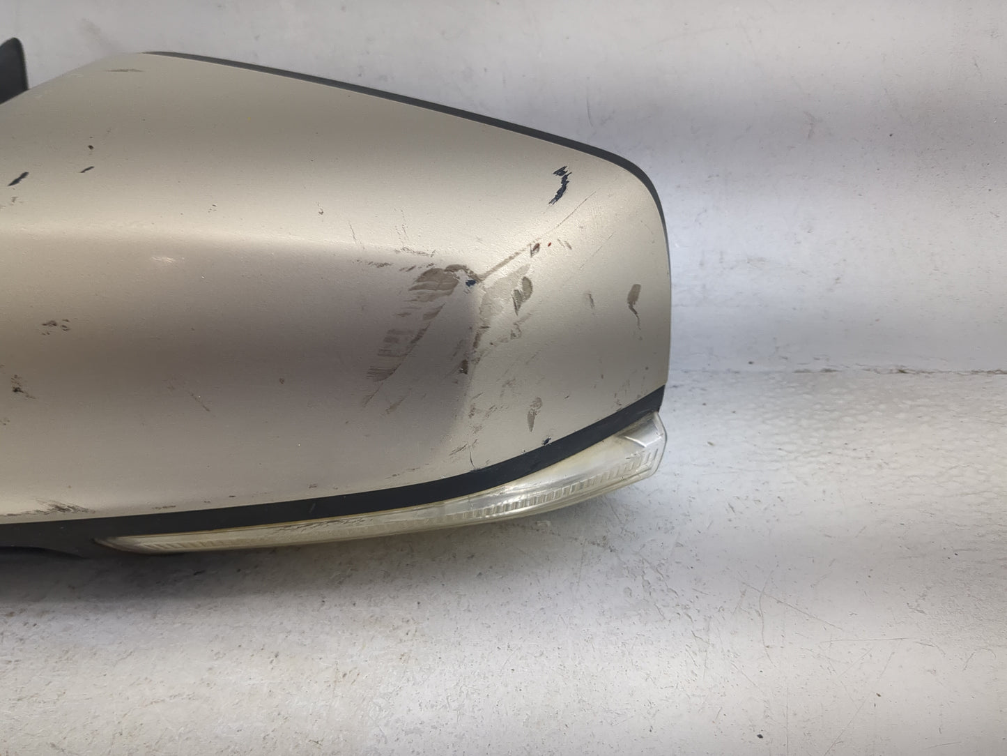 2010-2012 Buick Lacrosse Driver Side View Mirror - Left Door Mirror OEM Used - Oemusedautoparts1.com