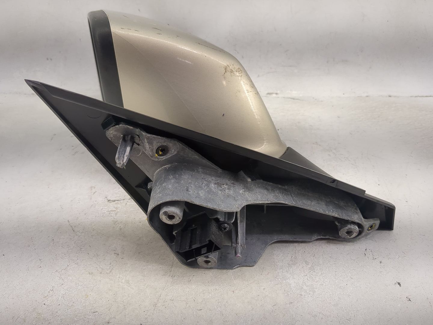 2010-2012 Buick Lacrosse Driver Side View Mirror - Left Door Mirror OEM Used - Oemusedautoparts1.com