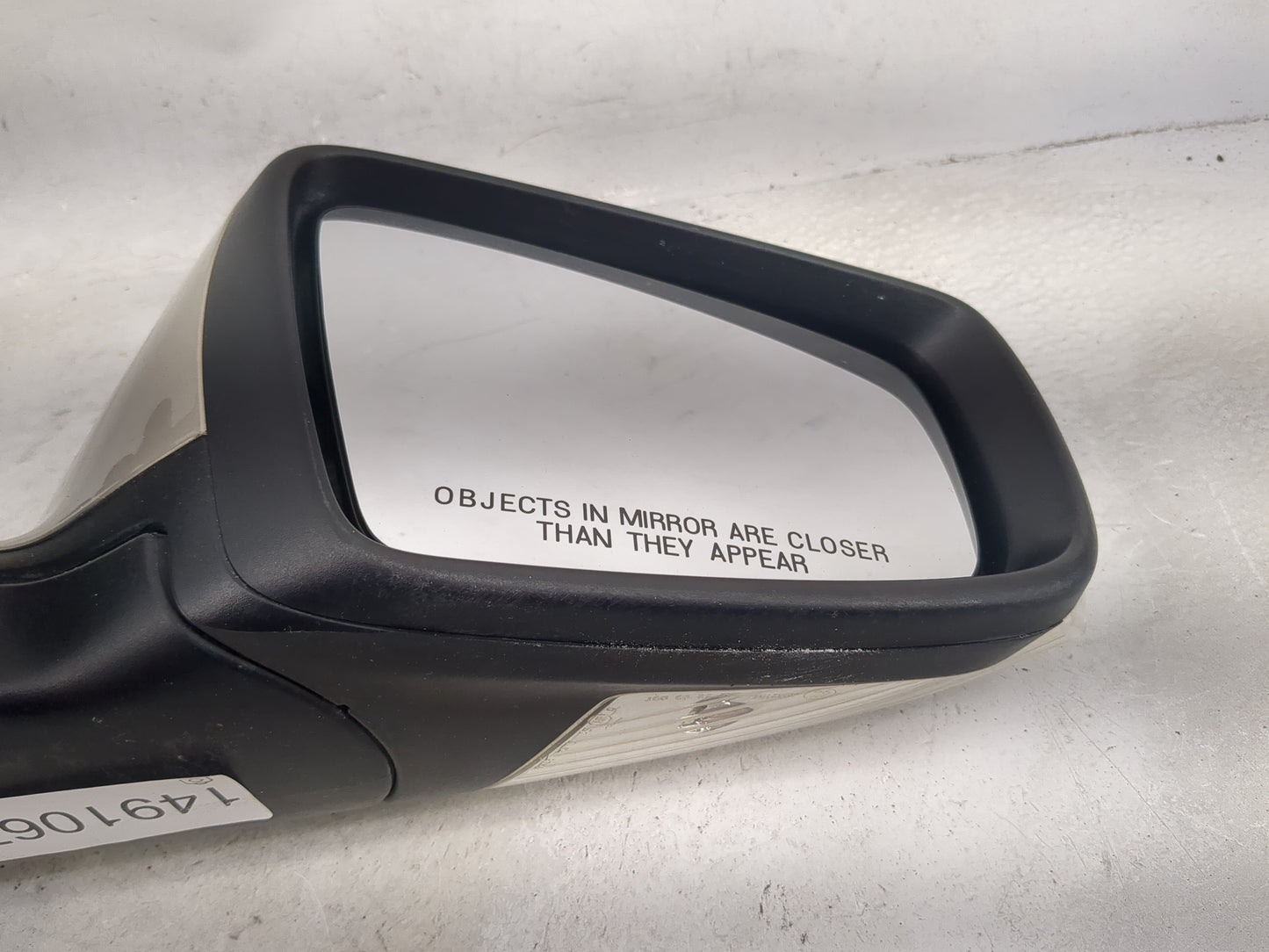 2010-2012 Buick Lacrosse Passenger Side View Mirror - Right Door Mirror OEM Used - Oemusedautoparts1.com