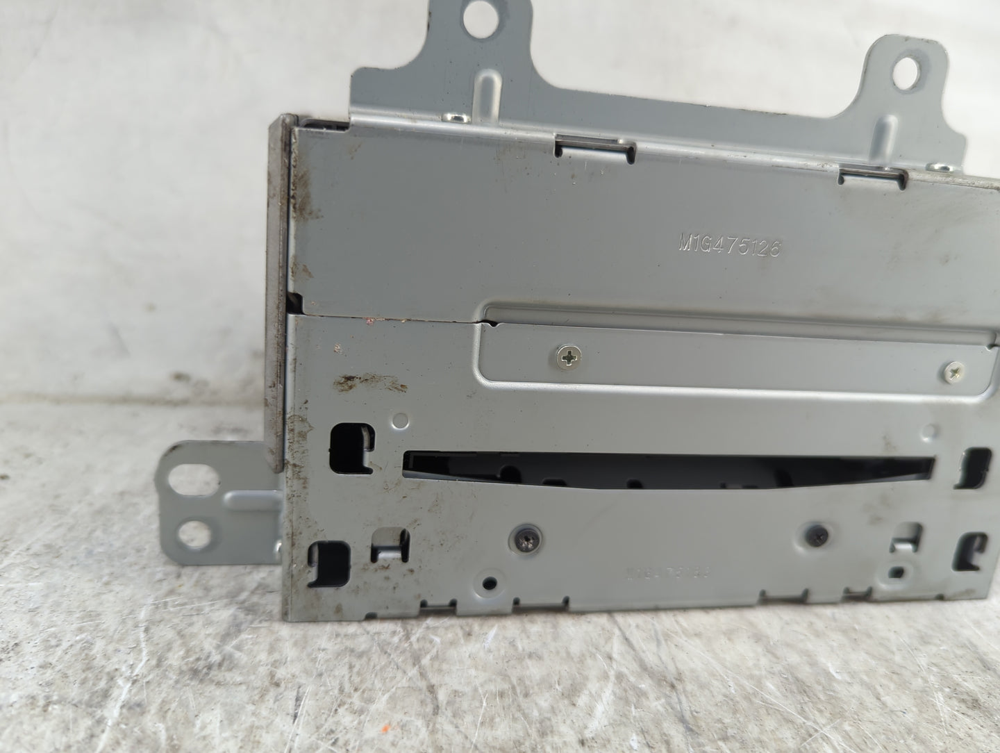 2010 Buick Lacrosse Radio AM FM Cd Player Receiver Replacement P/N:20854719 CQ-FG5960YC Fits Fits 2011 OEM Used Auto Parts -