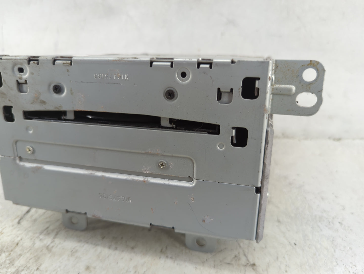 2010-2012 Buick Lacrosse Radio Control Panel 1494743 - Oemusedautoparts1.com