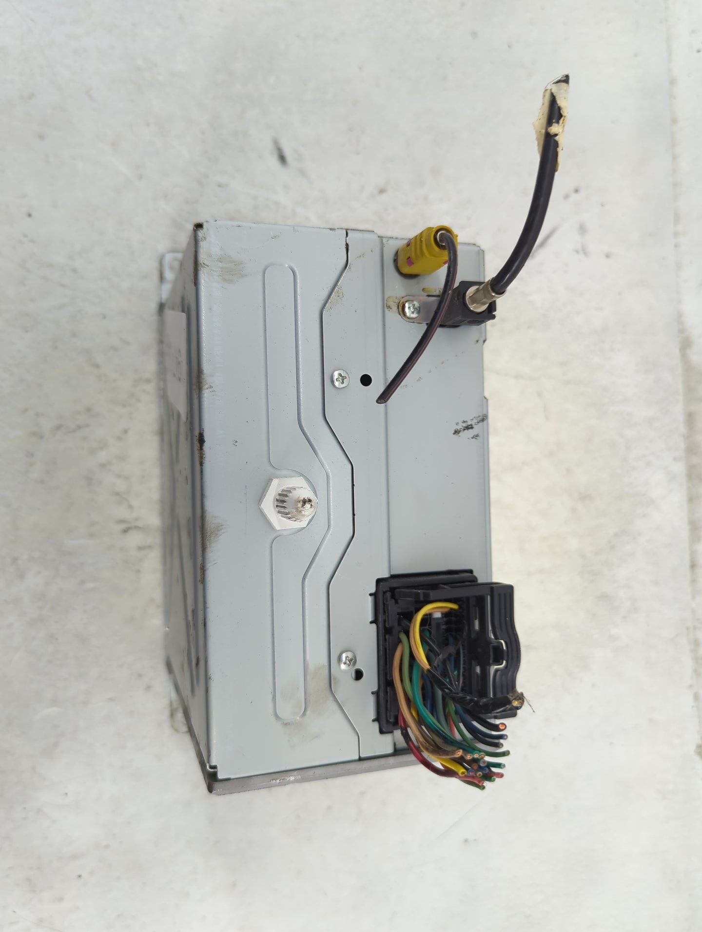 2010-2012 Buick Lacrosse Radio Control Panel 1494743 - Oemusedautoparts1.com