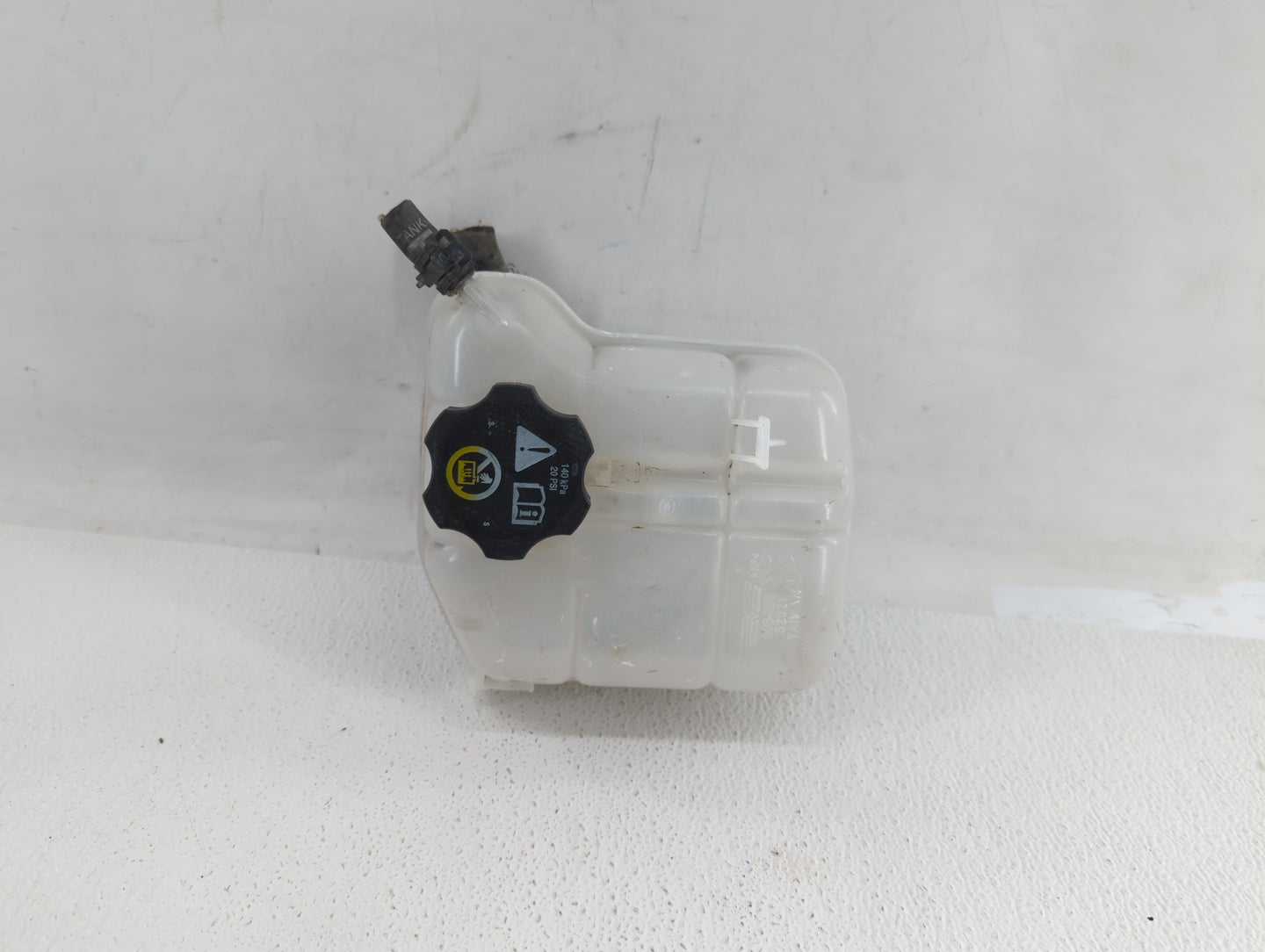 2010-2016 Buick Lacrosse Windshield Washer Fluid Reservoir Bottle Oem - Oemusedautoparts1.com