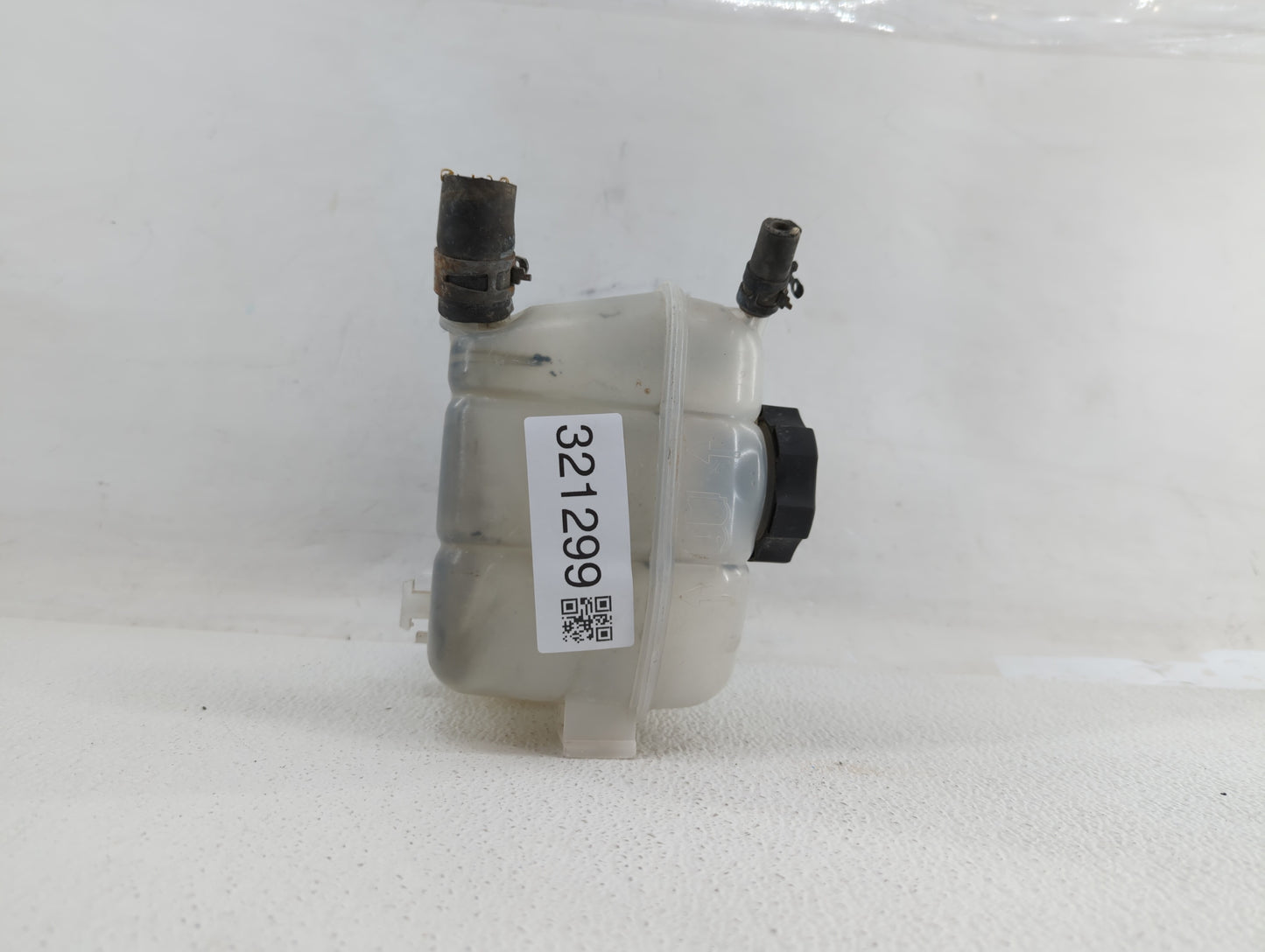 2010-2016 Buick Lacrosse Windshield Washer Fluid Reservoir Bottle Oem - Oemusedautoparts1.com