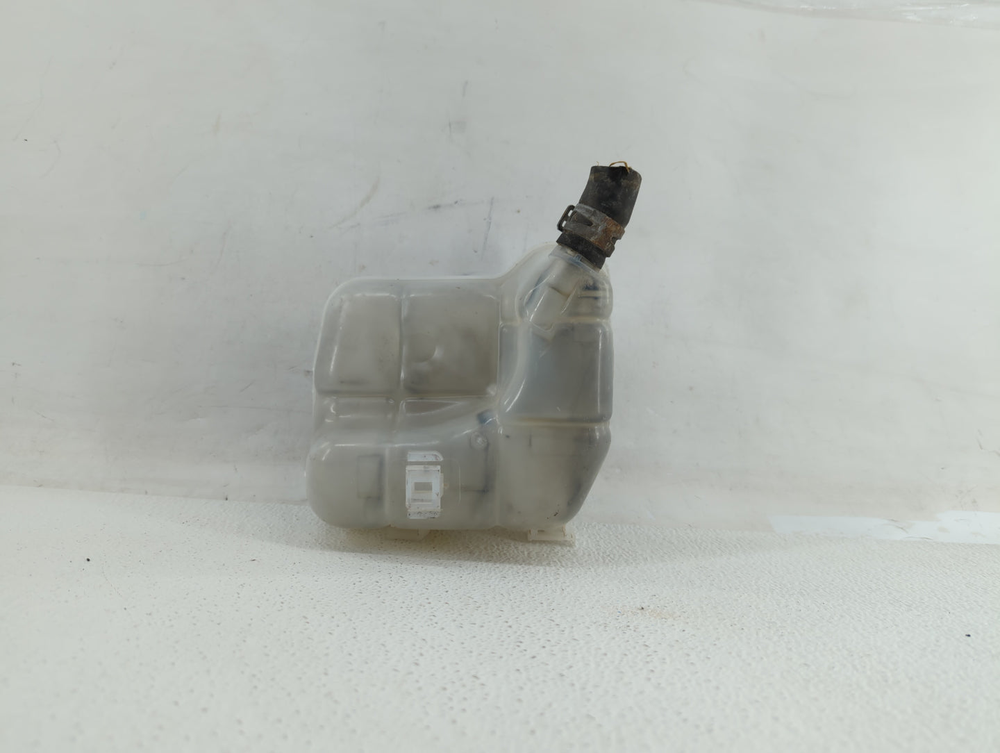 2010-2016 Buick Lacrosse Windshield Washer Fluid Reservoir Bottle Oem - Oemusedautoparts1.com