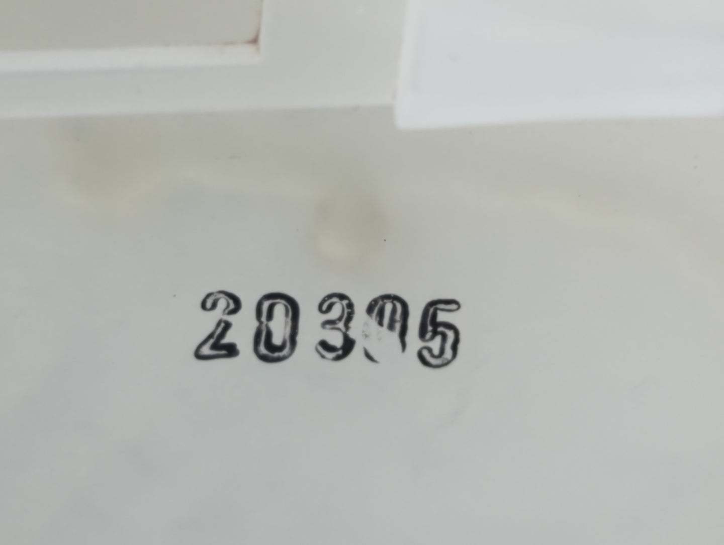 2010-2016 Buick Lacrosse Windshield Washer Fluid Reservoir Bottle Oem - Oemusedautoparts1.com