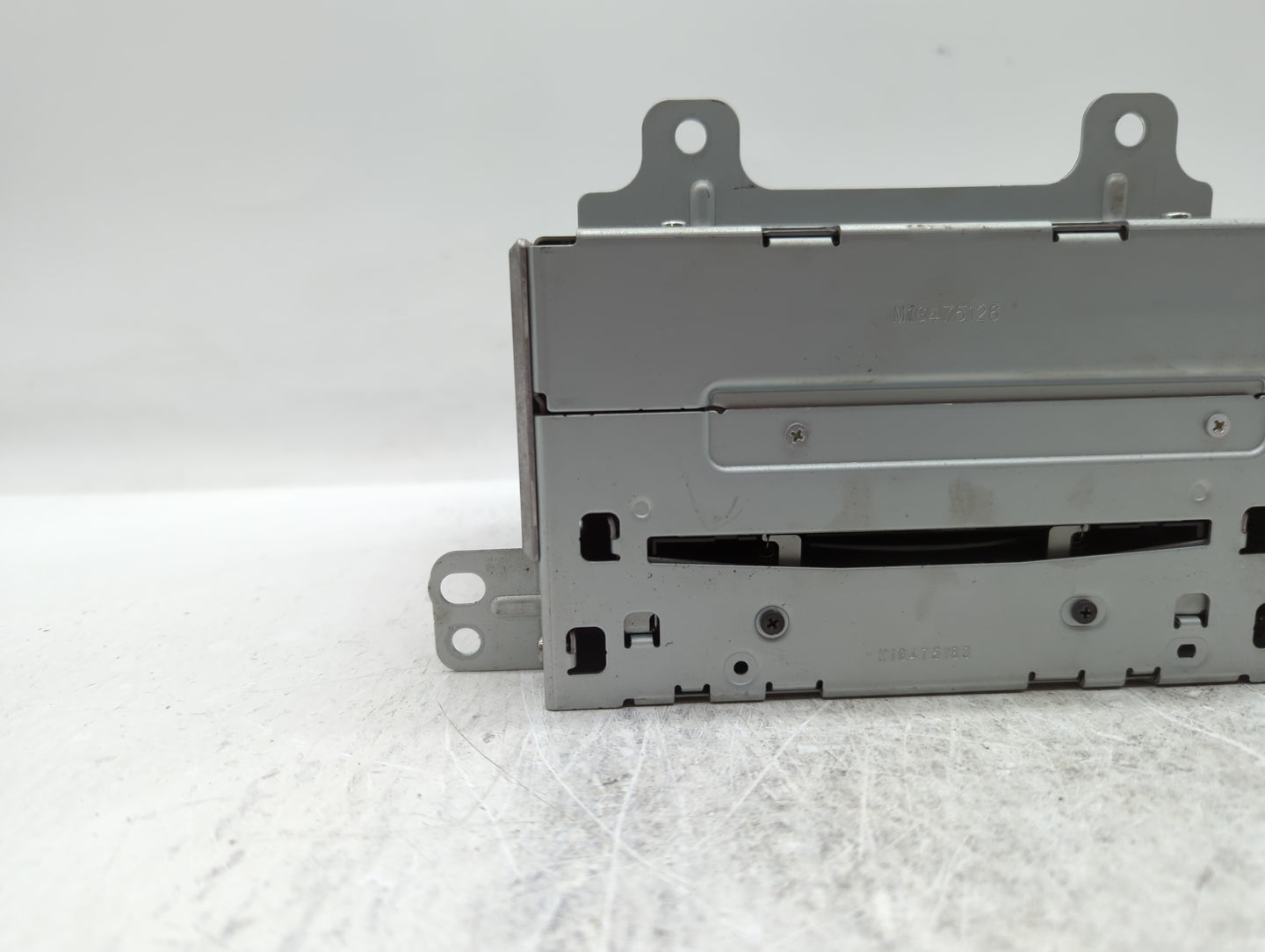 2010-2010 Buick Lacrosse Am Fm Cd Player Radio Receiver - Oemusedautoparts1.com