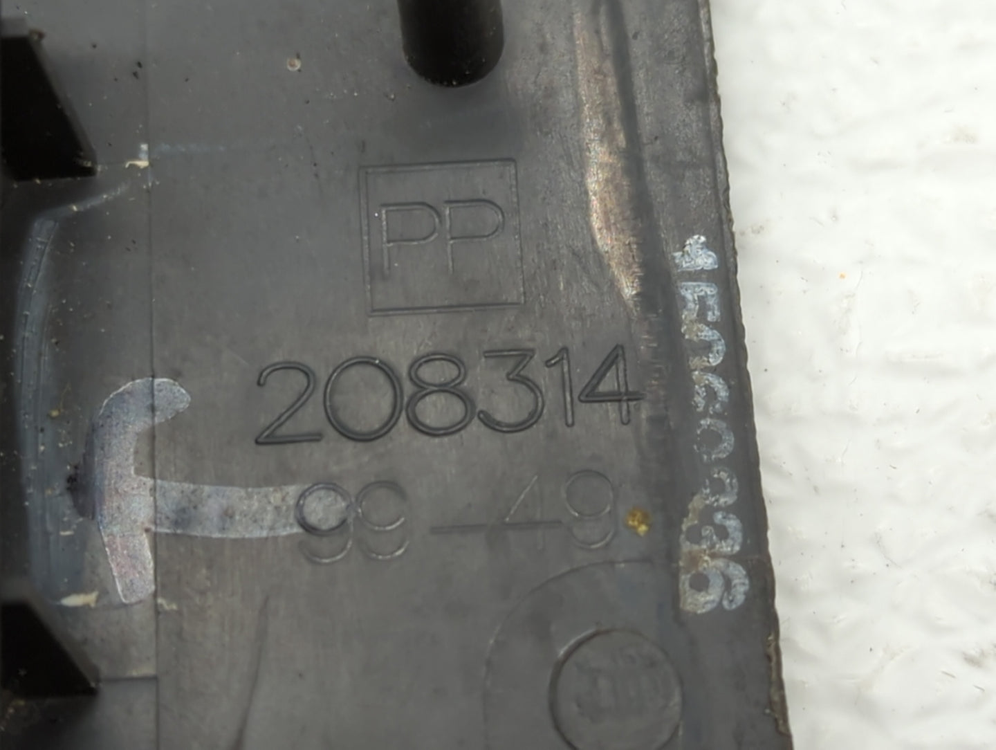 2010 Buick Lacrosse Master Power Window Switch Replacement Driver Side Left P/N:208314 Fits OEM Used Auto Parts - Oemusedaut