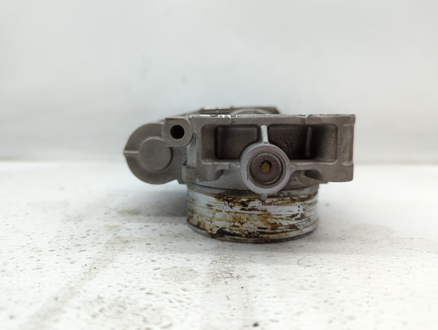 2010-2011 Buick Lacrosse Throttle Body P/N:319.7.AA.995 591HB, 995AA Fits Fits 2007 2008 2009 2010 2011 OEM Used Auto Parts 