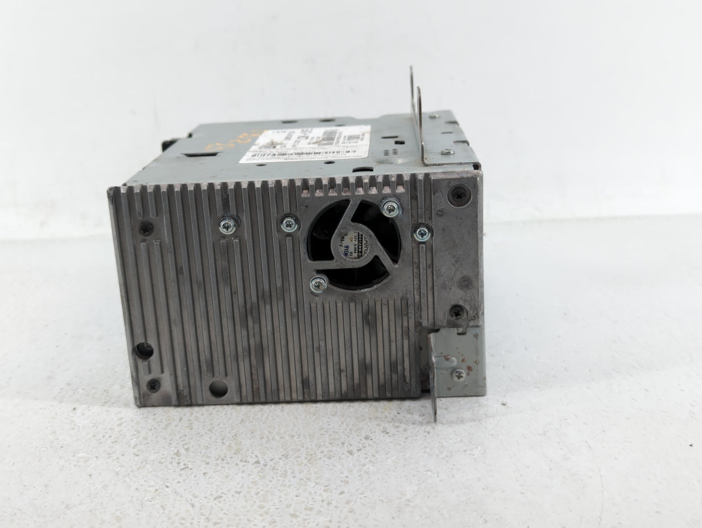 2010-2011 Buick Lacrosse Am Fm Cd Player Radio Receiver - Oemusedautoparts1.com