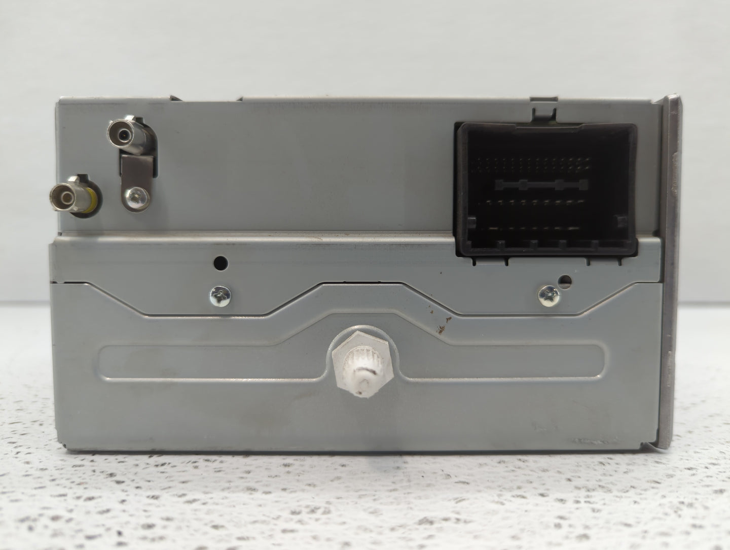 2010-2010 Buick Lacrosse Am Fm Cd Player Radio Receiver - Oemusedautoparts1.com