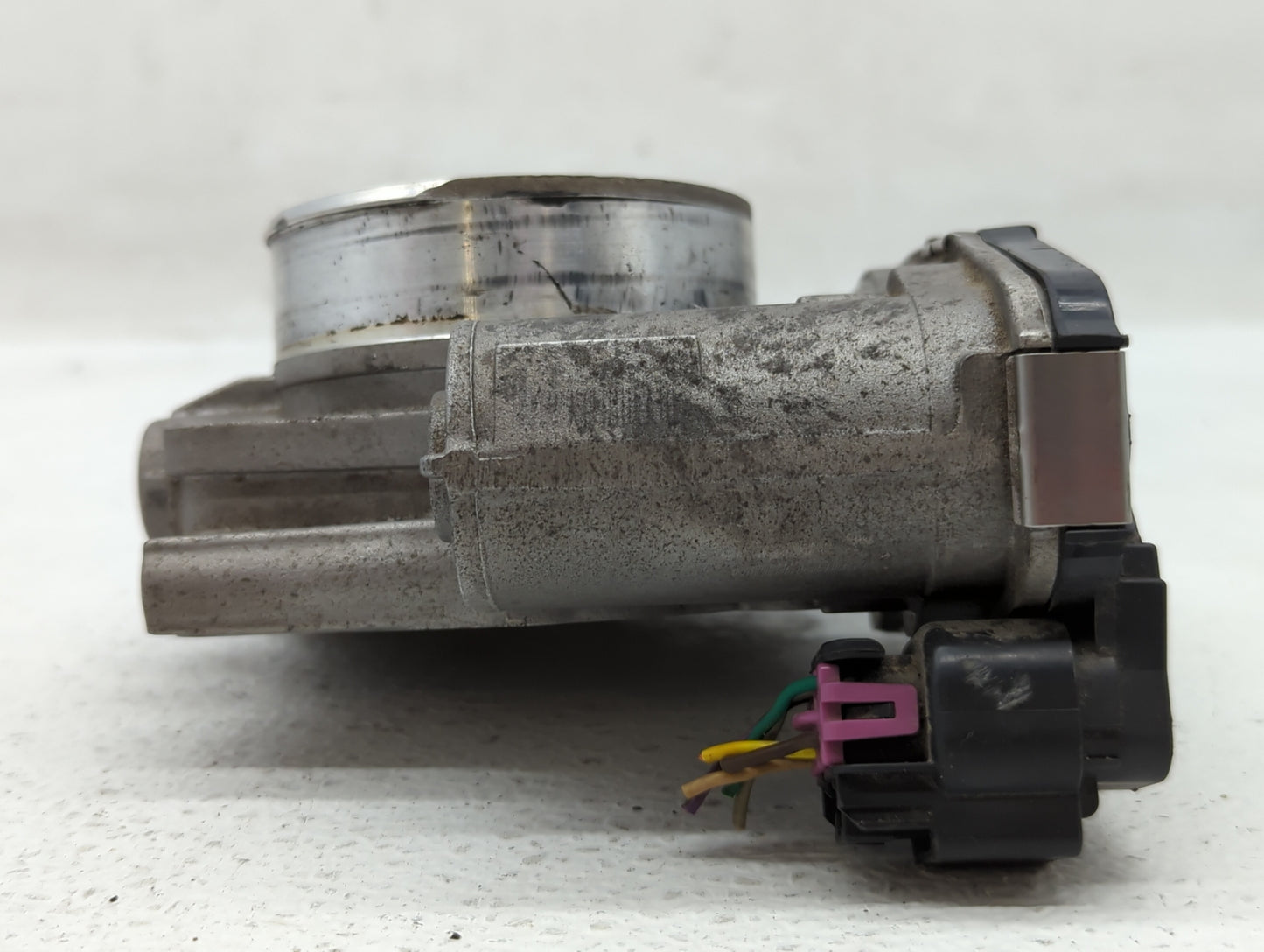 2010 Buick Lacrosse Throttle Body P/N:994AA Fits Fits 2007 2008 2009 2011 2012 OEM Used Auto Parts - Oemusedautoparts1.com