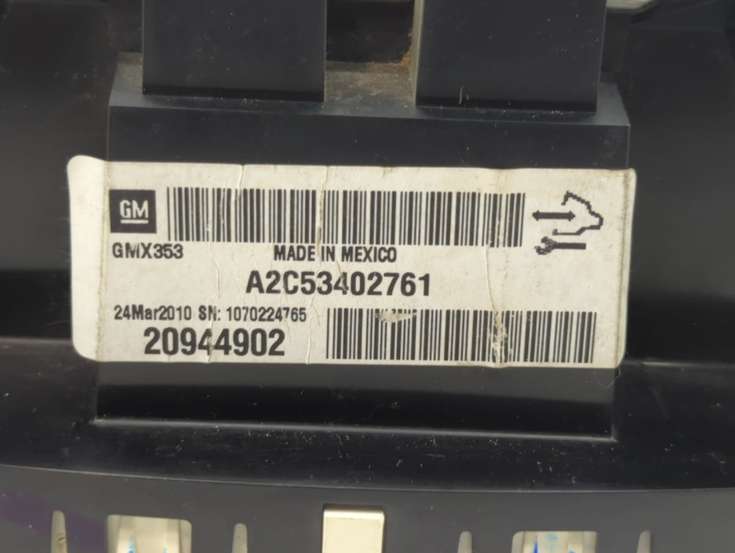 2010 Buick Lacrosse Instrument Cluster Speedometer Gauges P/N:20844117 20913267, 20944902 Fits OEM Used Auto Parts - Oemused