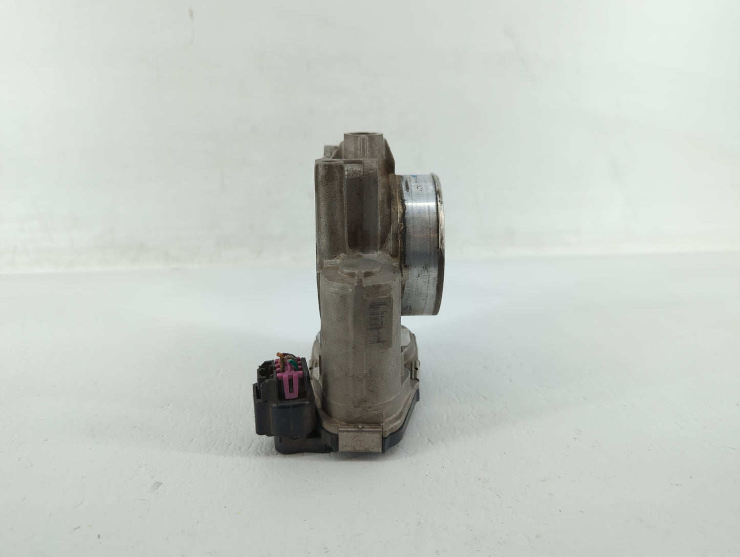 2010 Buick Lacrosse Throttle Body P/N:994AA Fits Fits 2007 2008 2009 2011 2012 OEM Used Auto Parts - Oemusedautoparts1.com