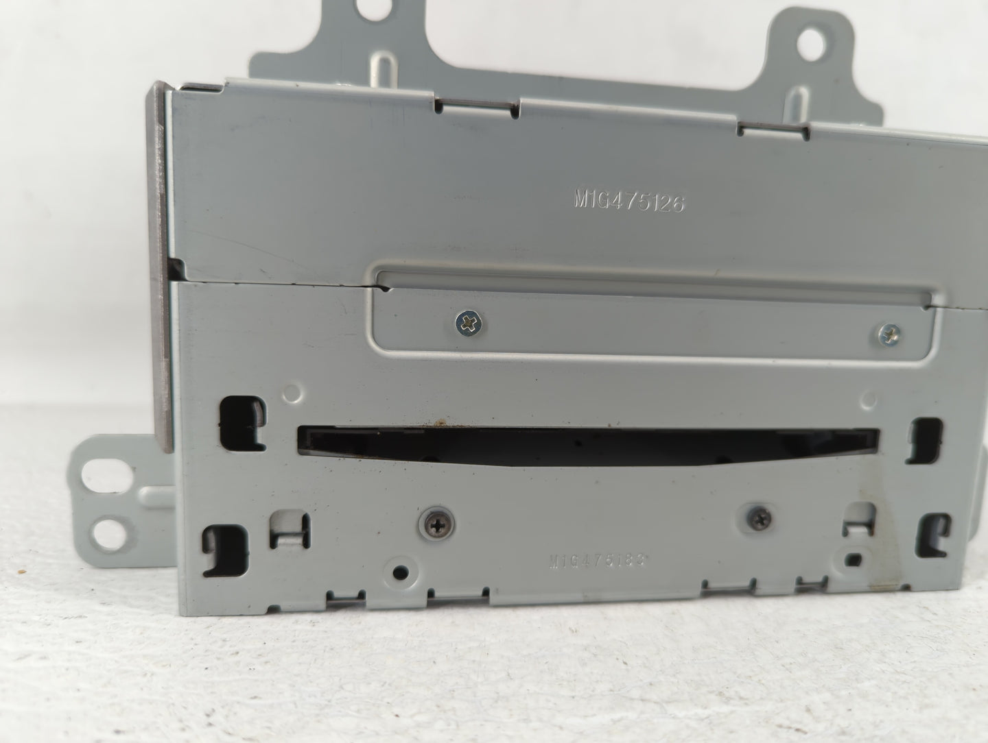 2010-2010 Buick Lacrosse Am Fm Cd Player Radio Receiver - Oemusedautoparts1.com