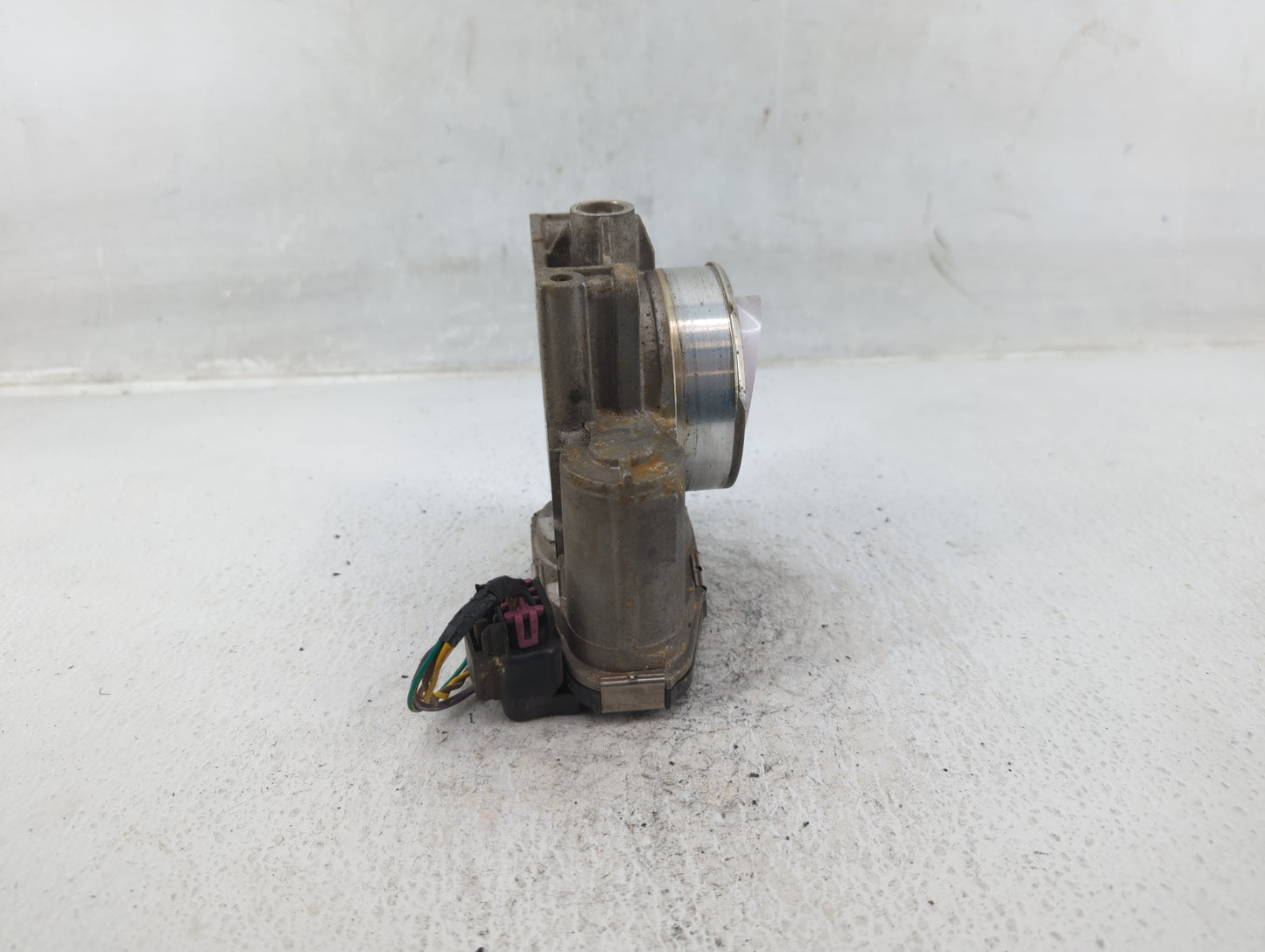 2010 Buick Lacrosse Throttle Body P/N:994AA Fits Fits 2007 2008 2009 2011 2012 OEM Used Auto Parts - Oemusedautoparts1.com