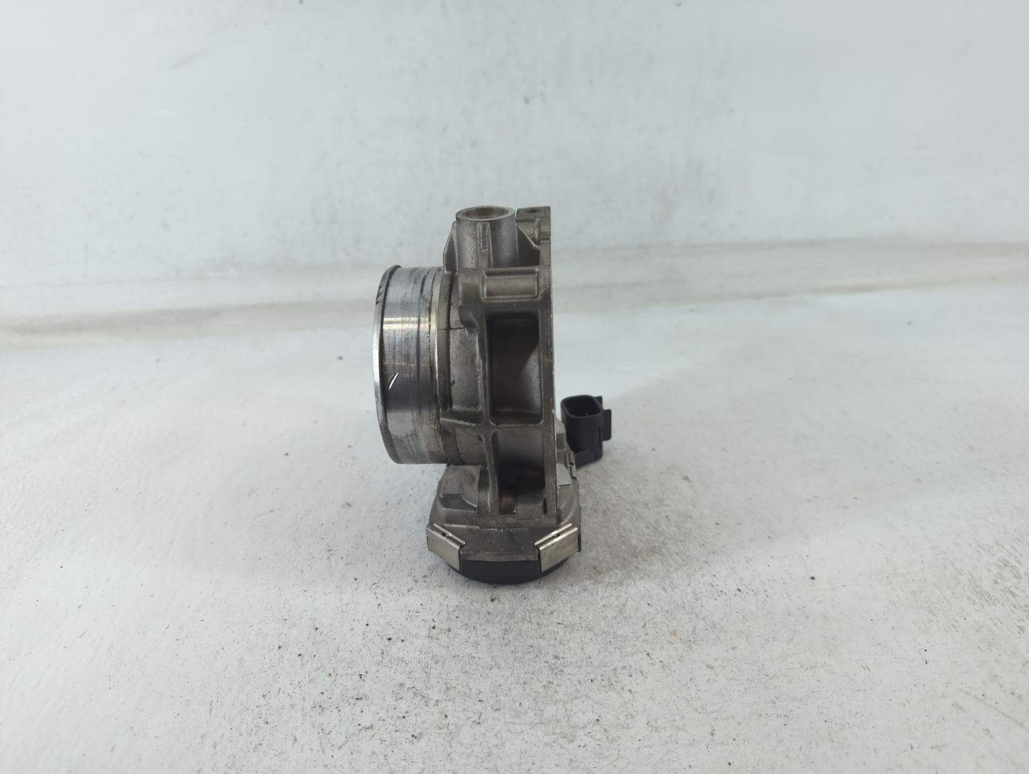 2010 Buick Lacrosse Throttle Body P/N:1749AA994AA6008C Fits Fits 2007 2008 2009 2011 2012 OEM Used Auto Parts - Oemusedautop