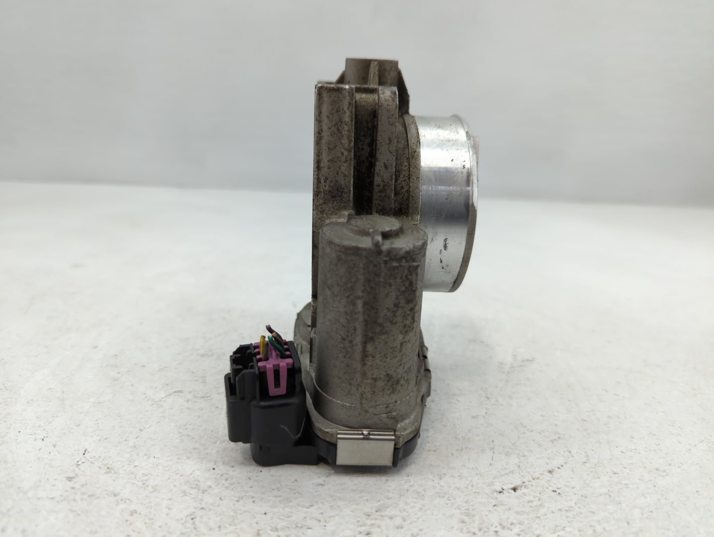 2010 Buick Lacrosse Throttle Body P/N:4125C 994AA Fits Fits 2007 2008 2009 2011 2012 OEM Used Auto Parts - Oemusedautoparts1
