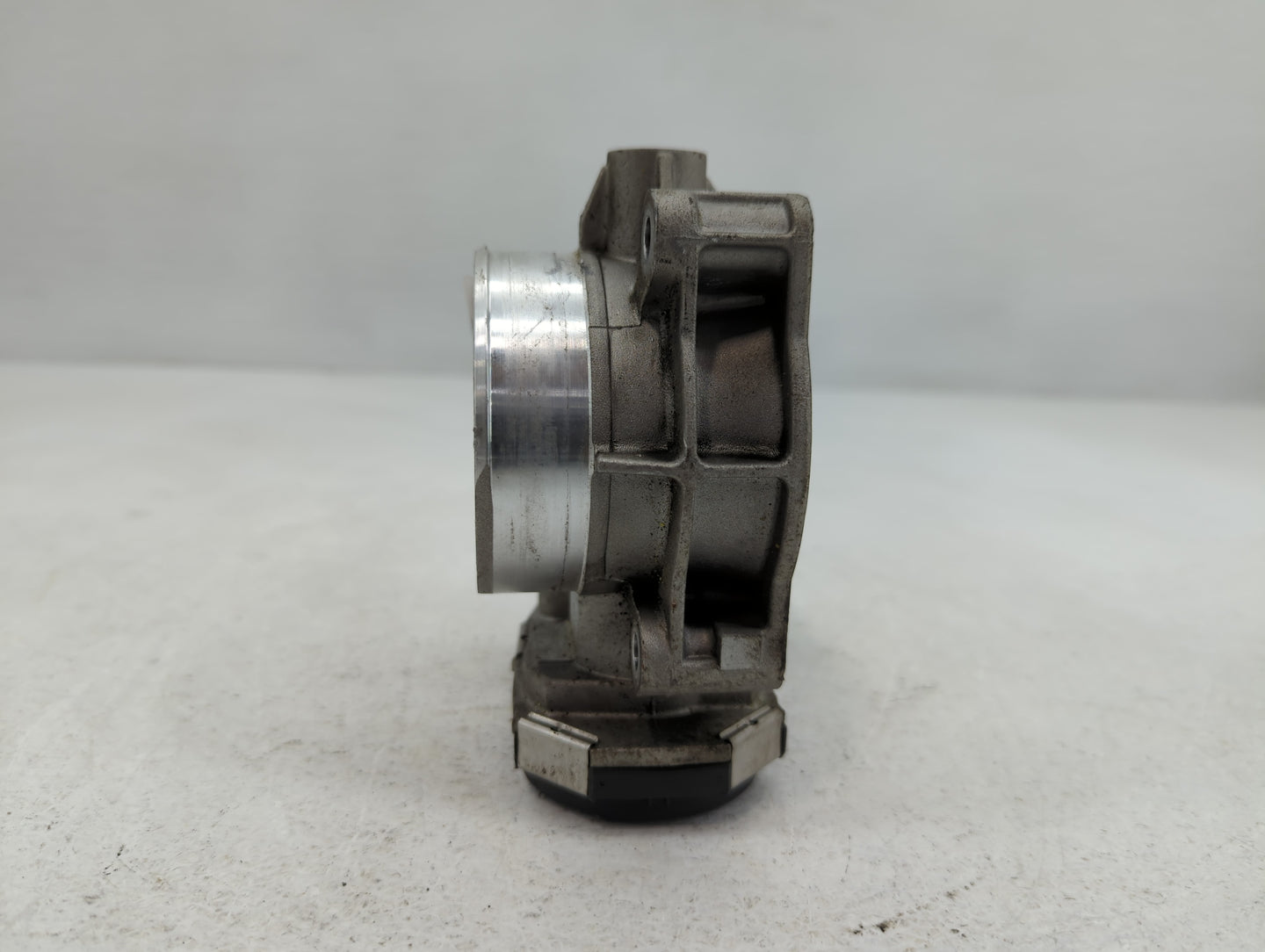 2010 Buick Lacrosse Throttle Body P/N:4125C 994AA Fits Fits 2007 2008 2009 2011 2012 OEM Used Auto Parts - Oemusedautoparts1