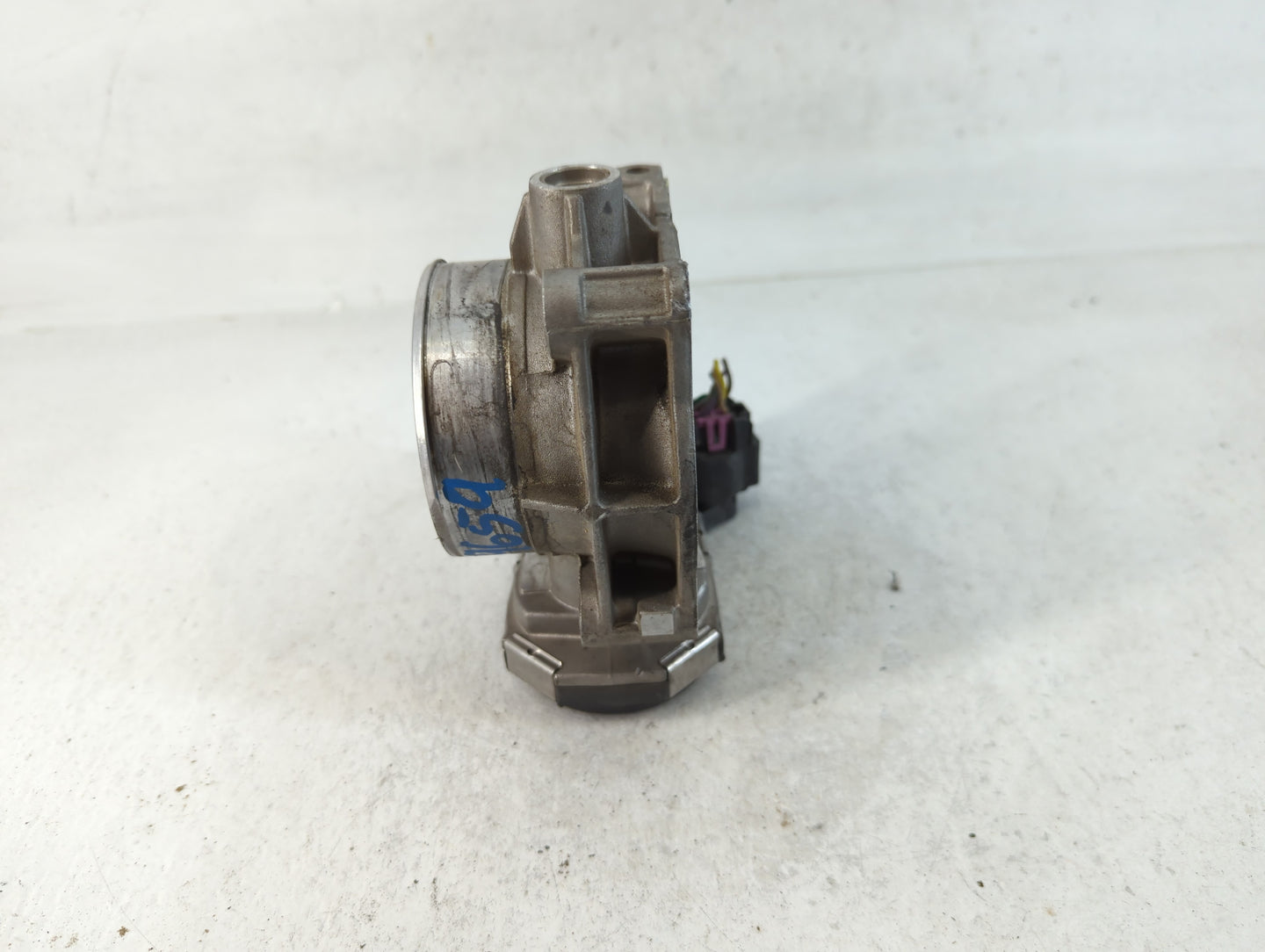 2010 Buick Lacrosse Throttle Body P/N:3019AA994AA3264 Fits Fits 2007 2008 2009 2011 2012 OEM Used Auto Parts - Oemusedautopa