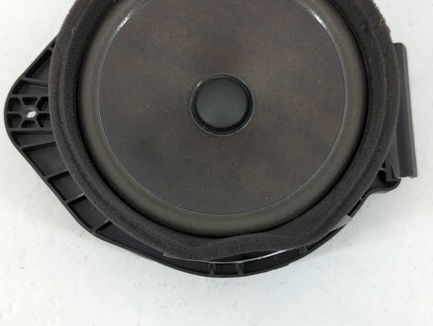 2022 Chevrolet Trax Driver Front Left Door Speaker - Oemusedautoparts1.com