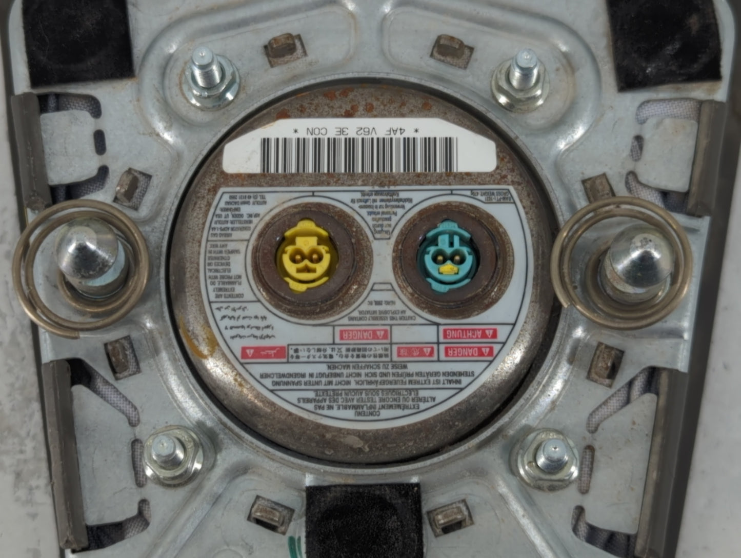 2010-2010 Buick Lacrosse Air Bag Driver Left Steering Wheel Mounted - Oemusedautoparts1.com