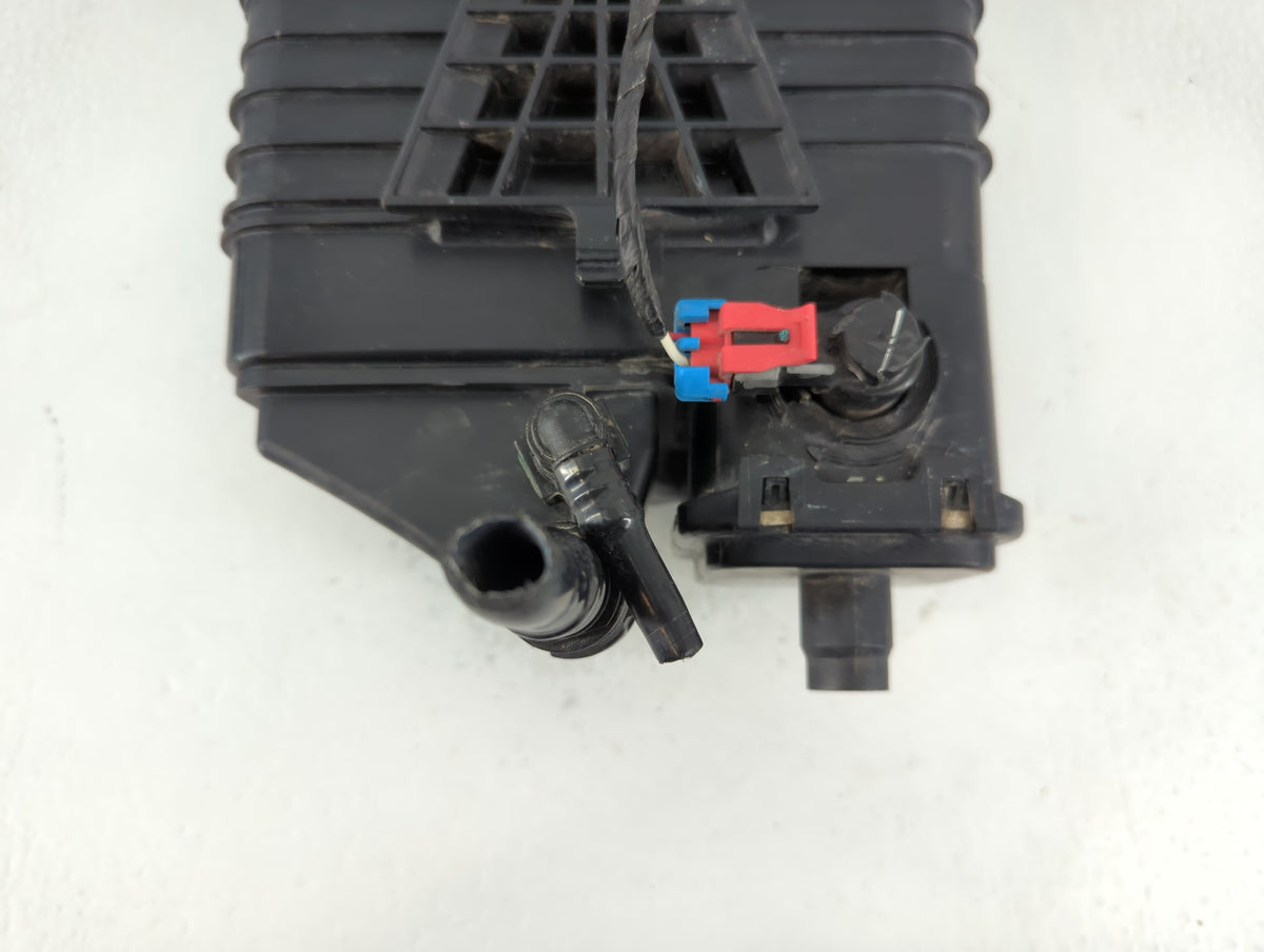 2010 Buick Lacrosse Fuel Vapor Charcoal Canister 784795 - Oemusedautoparts1.com
