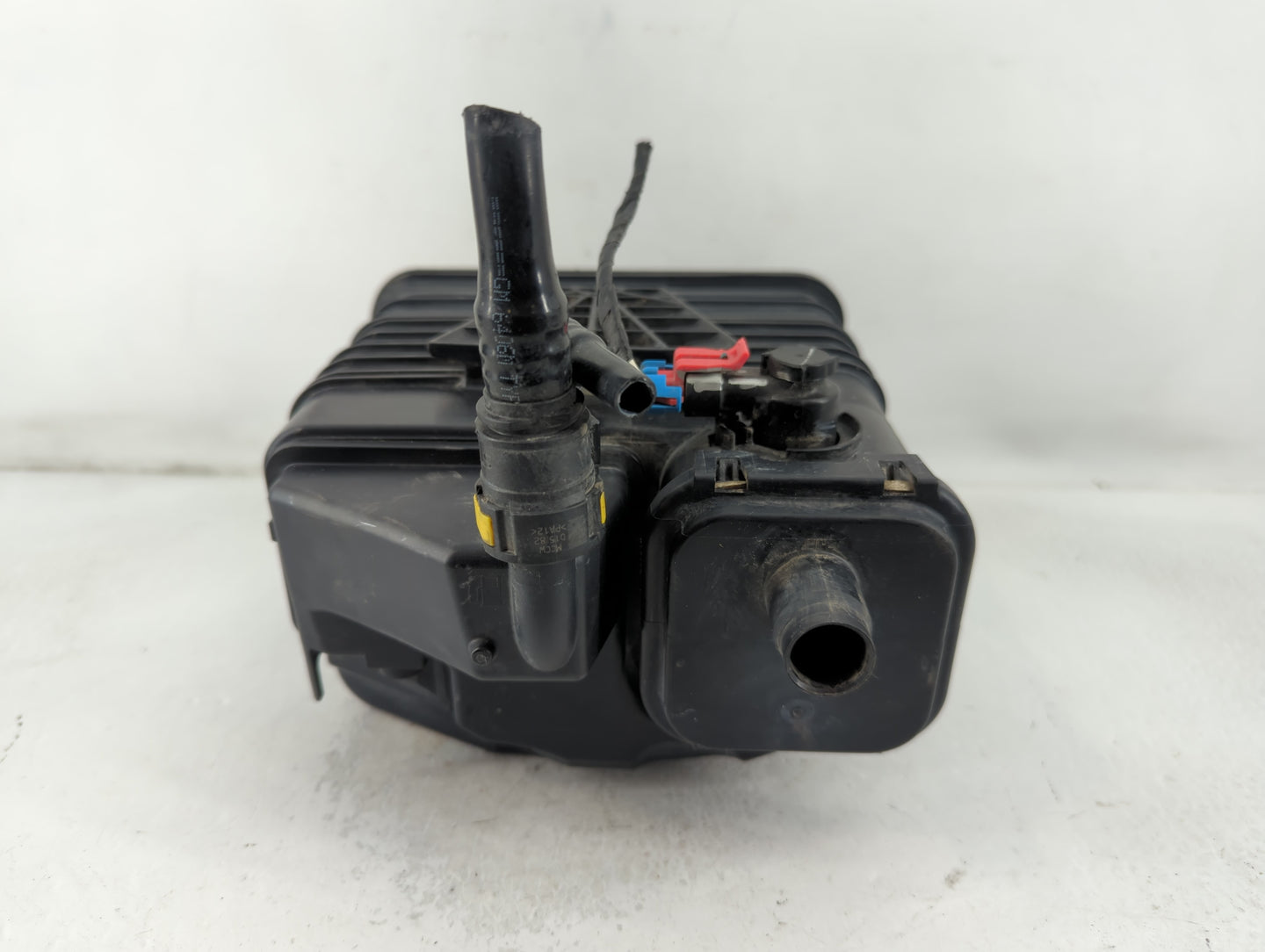2010 Buick Lacrosse Fuel Vapor Charcoal Canister 784795 - Oemusedautoparts1.com