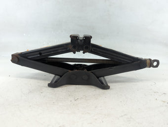 compare product 2010 Buick Lacrosse Spare Scissor Car Jack 817588